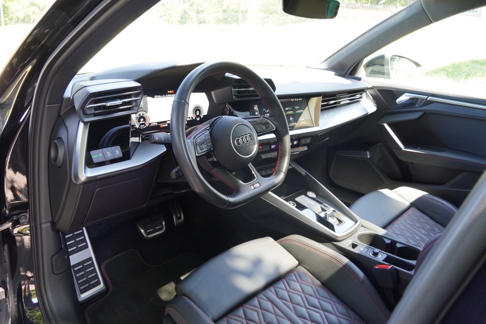 AUDI A3 Sportback 40 TDI S line S-tronic quattro*-image-7