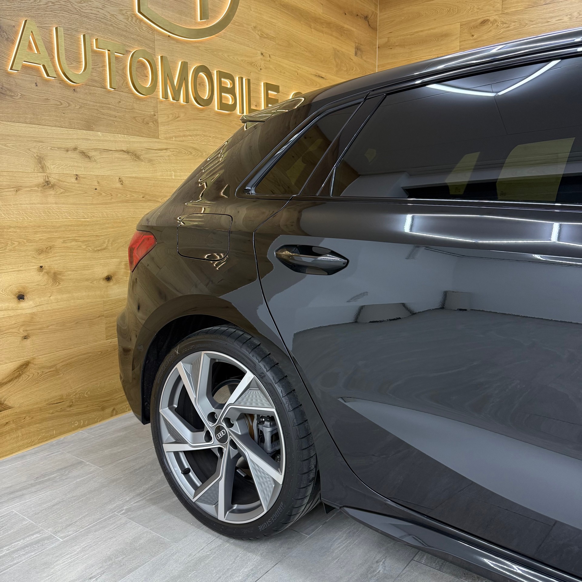 AUDI A3 Sportback 40 TDI S line S-tronic quattro*Leasing ab 486.-*-showroom-element-3