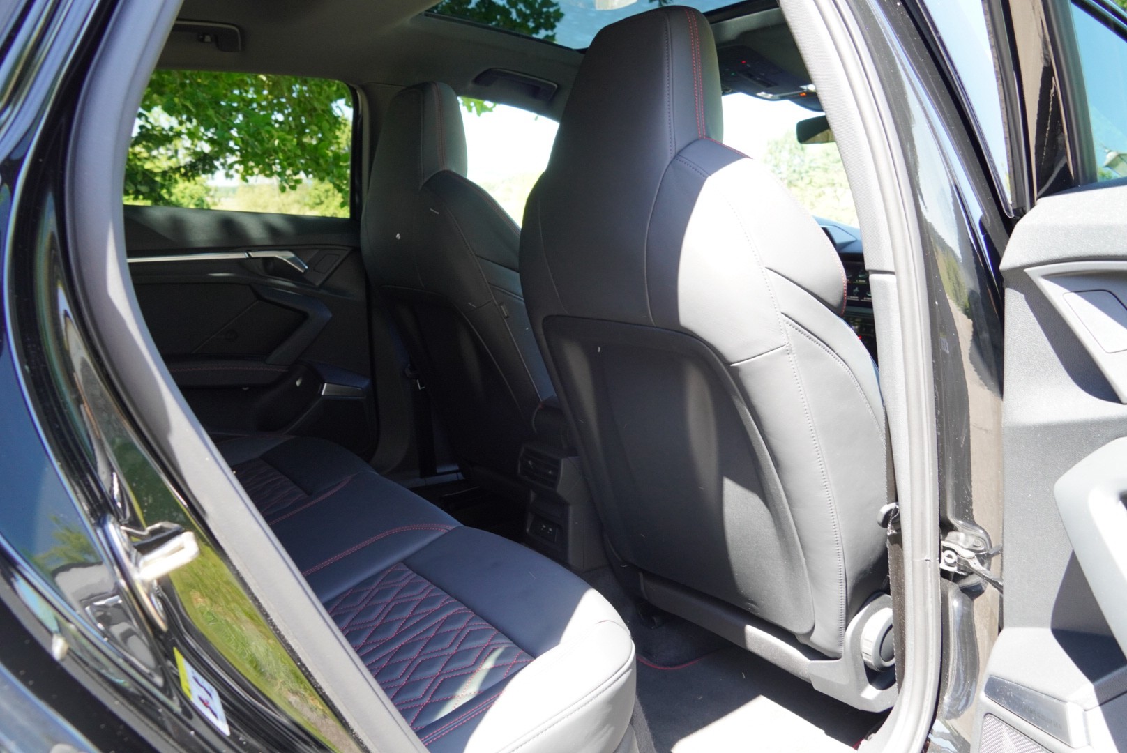 AUDI A3 Sportback 40 TDI S line S-tronic quattro*-image-10