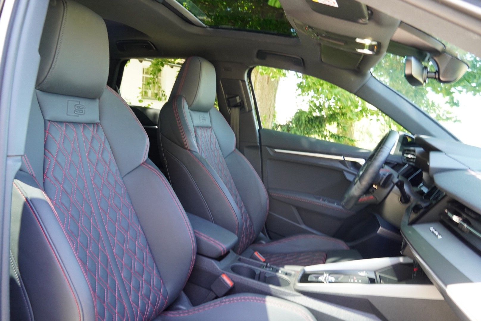 AUDI A3 Sportback 40 TDI S line S-tronic quattro*-image-8