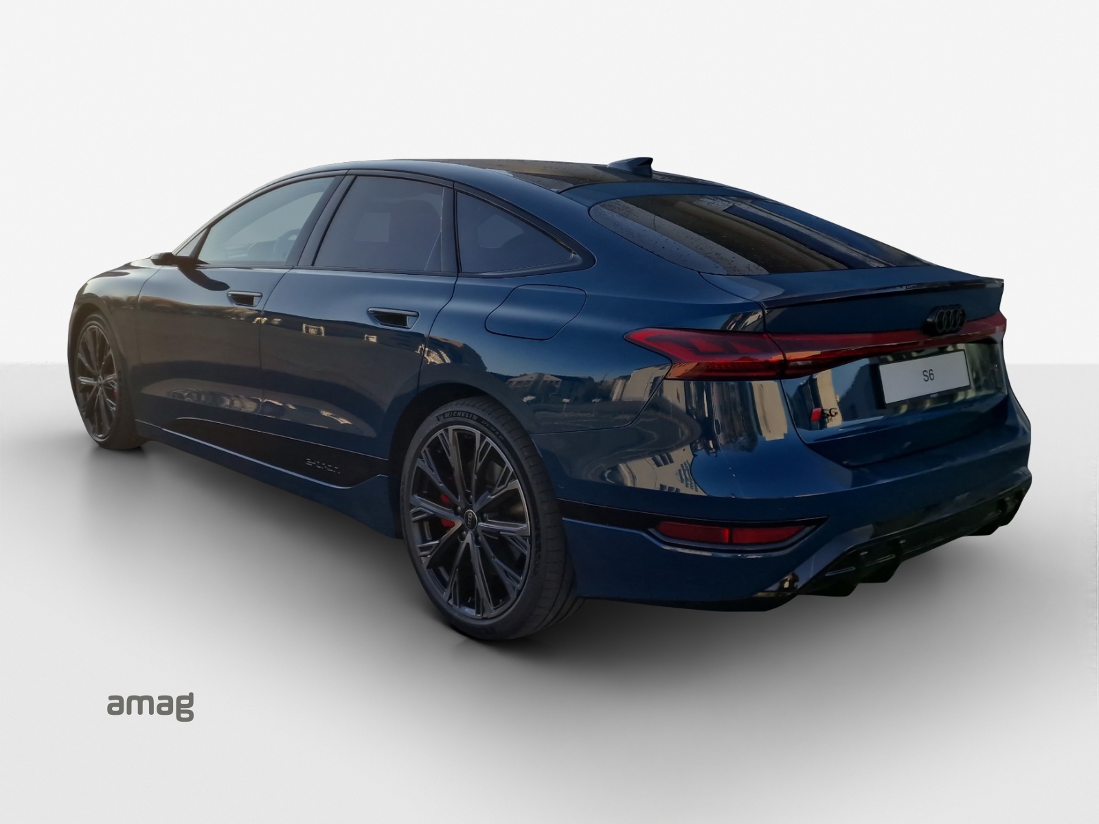 AUDI S6 Sportback e-tron quattro-image-2