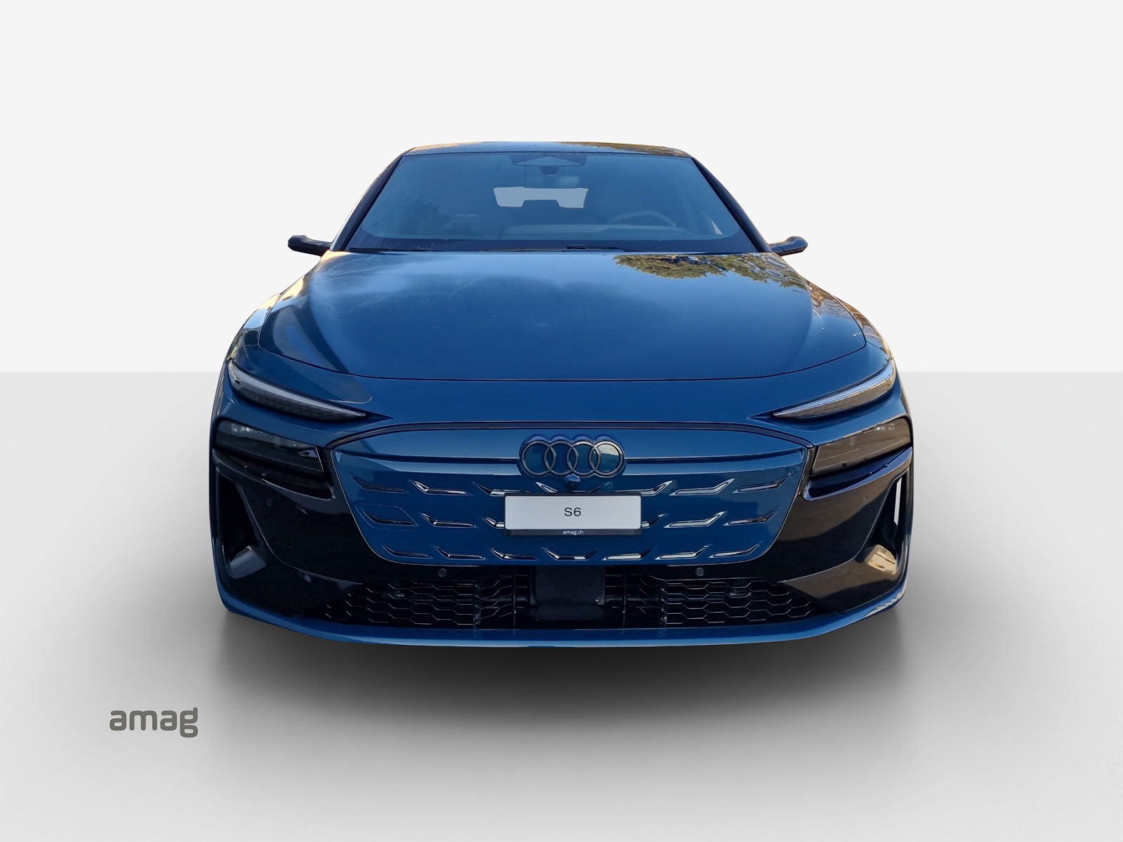 AUDI S6 Sportback e-tron quattro-image-6