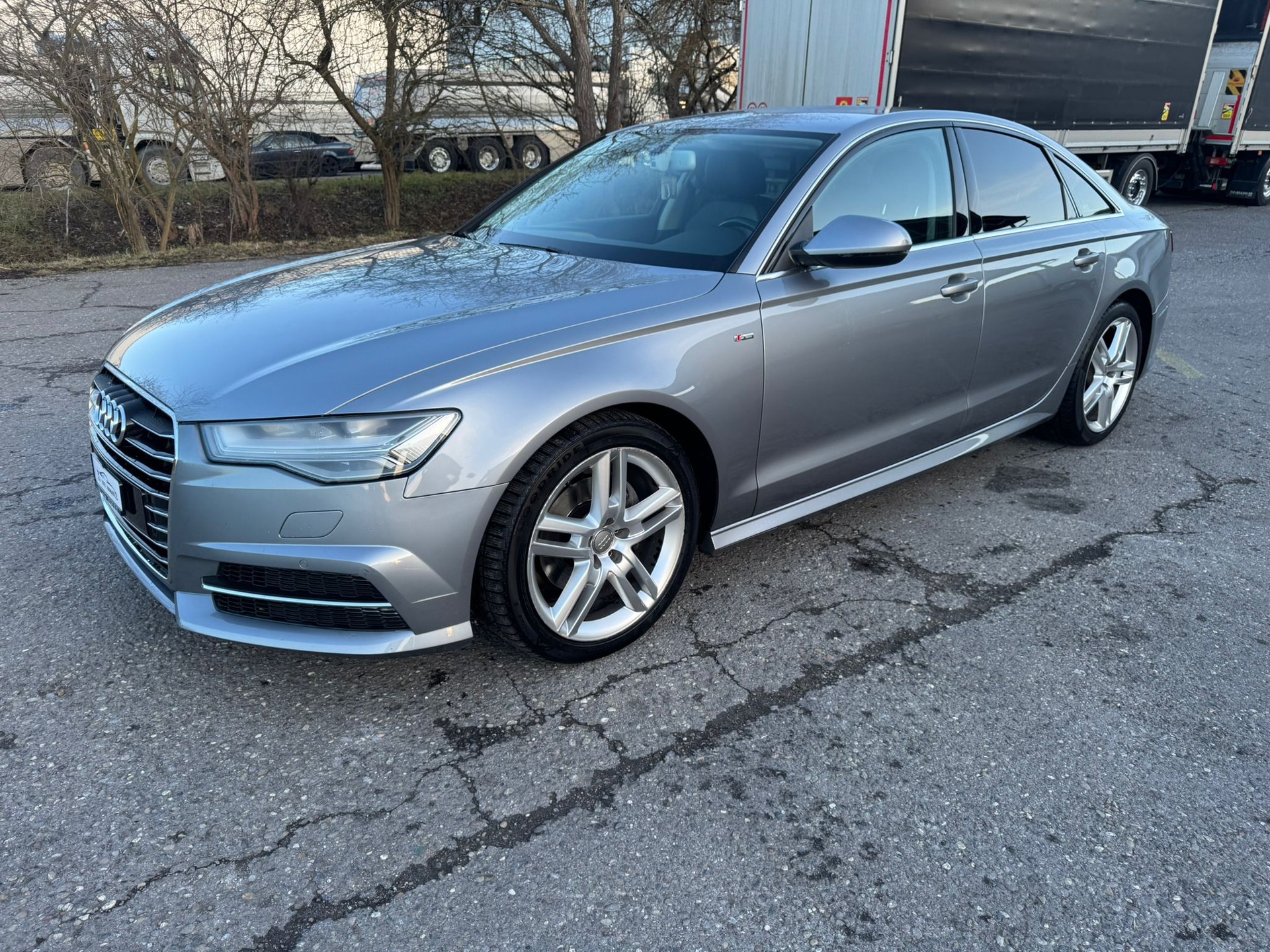 AUDI A6 Limousine 2.0 TDI S-tronic S-Line-image-1