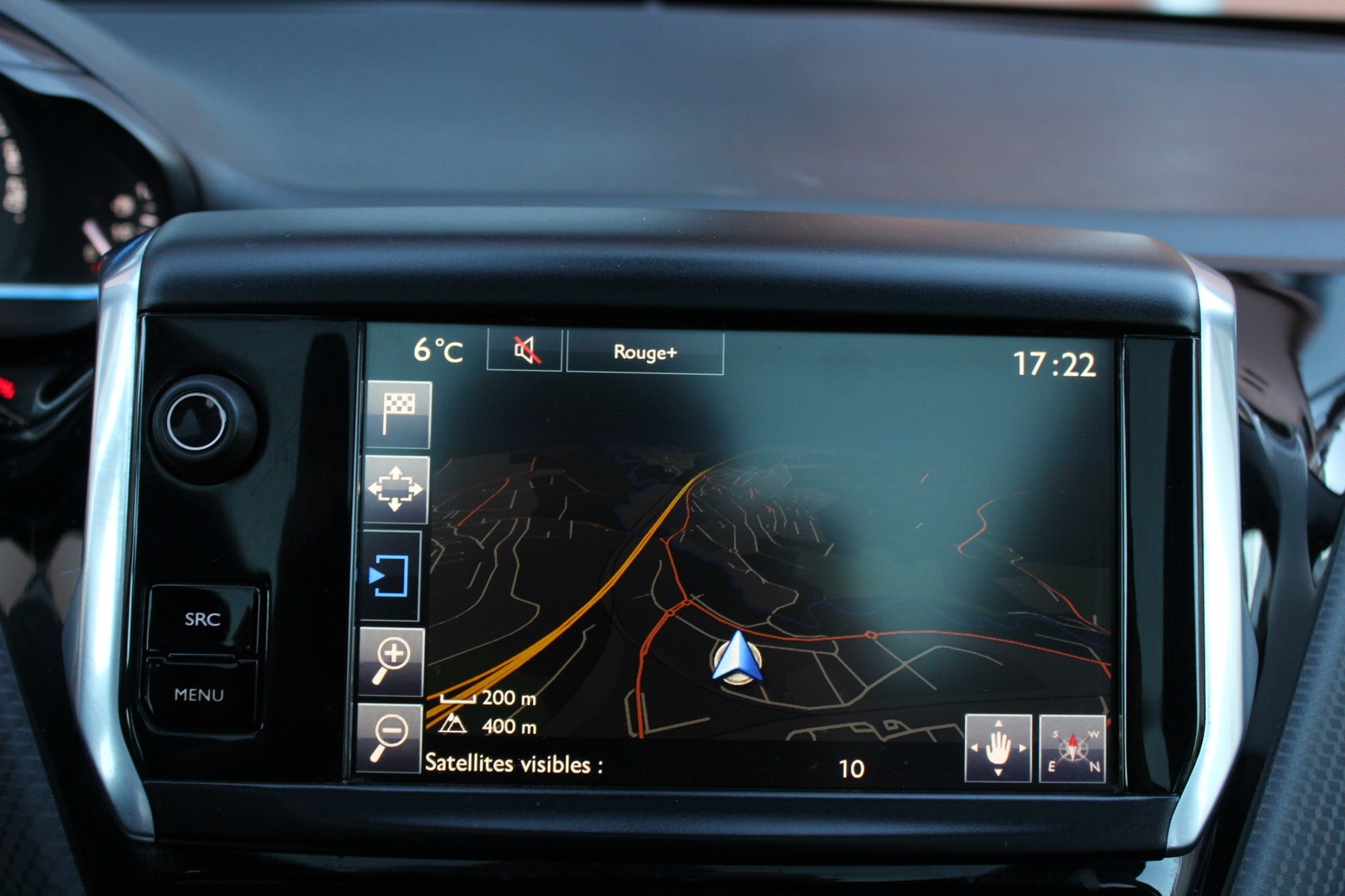 PEUGEOT 2008 1.2 PureTech Féline-image-15