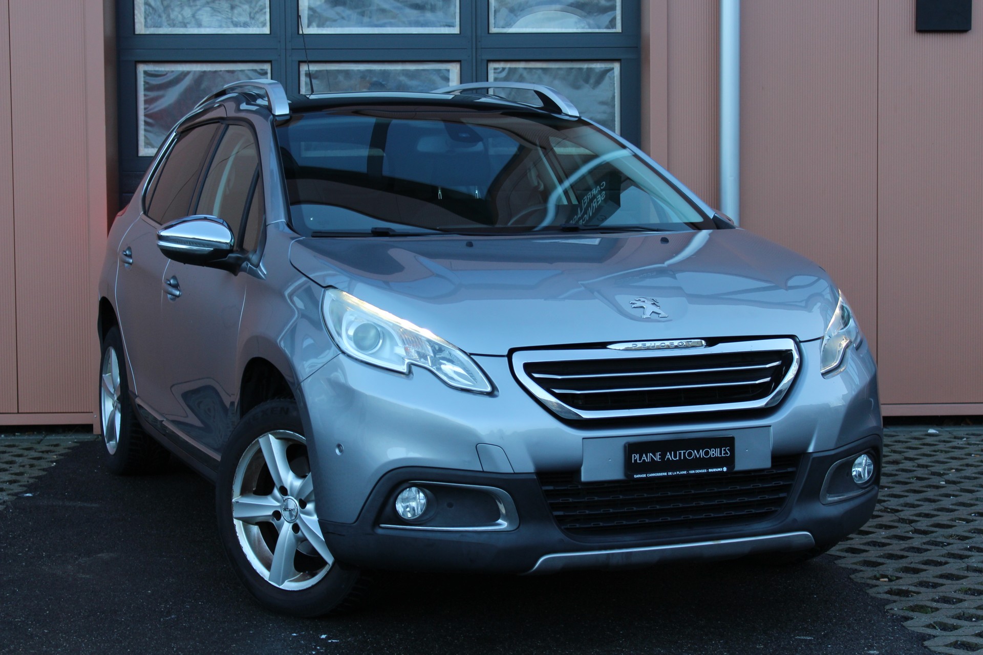 PEUGEOT 2008 1.2 PureTech Féline-image-0