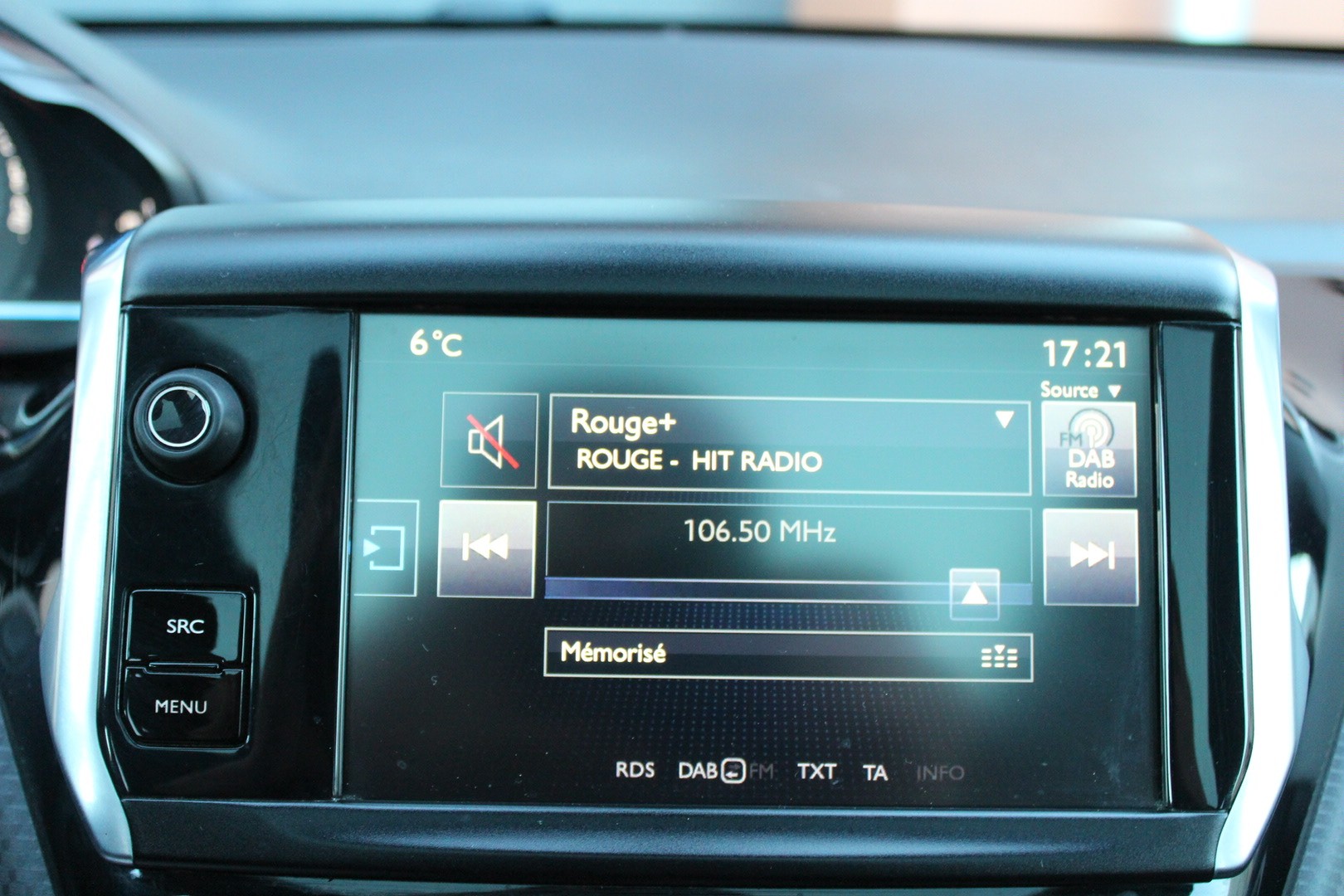 PEUGEOT 2008 1.2 PureTech Féline-image-13