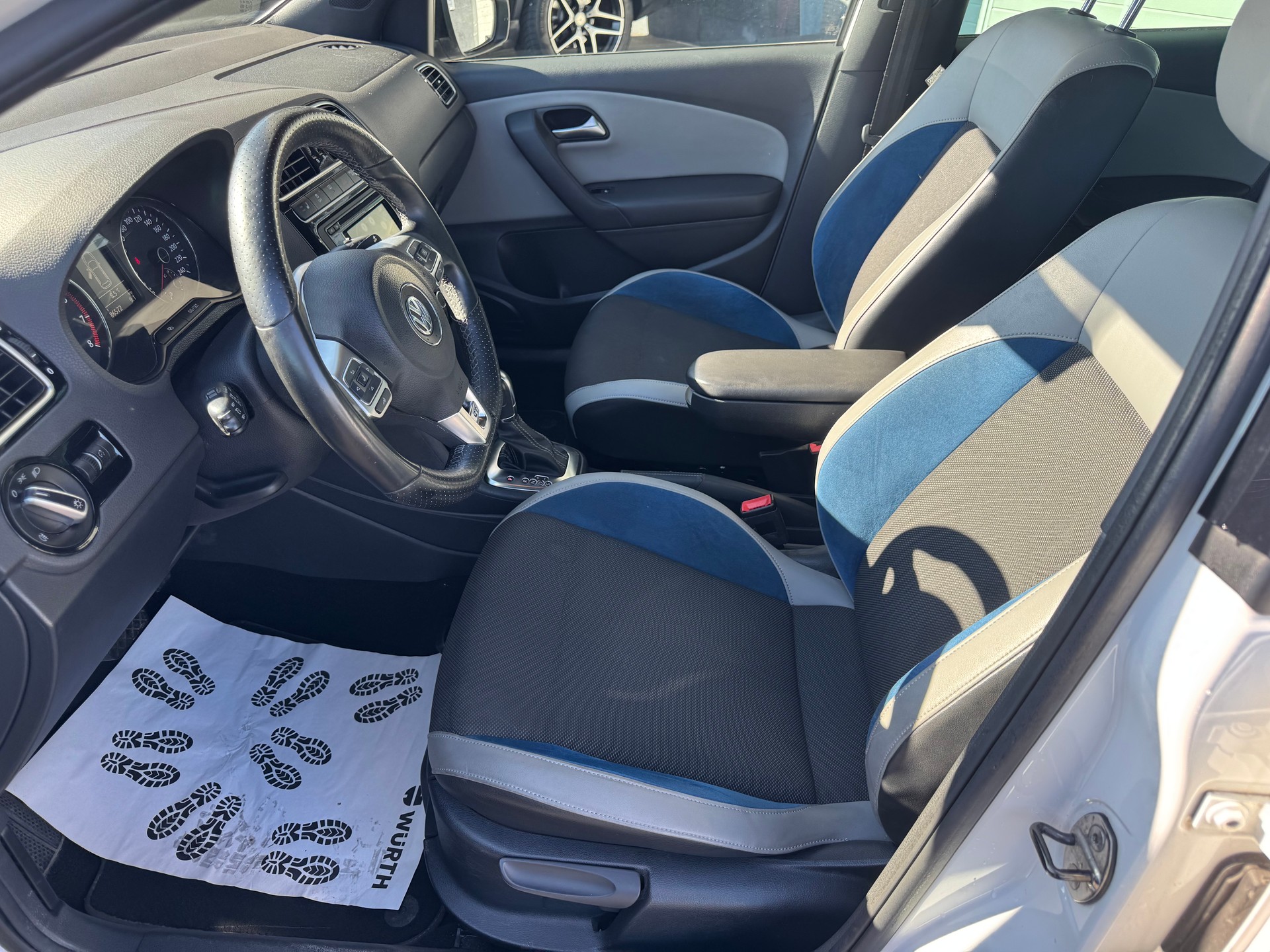 VW Polo 1.4 TSI BlueGT DSG-image-9