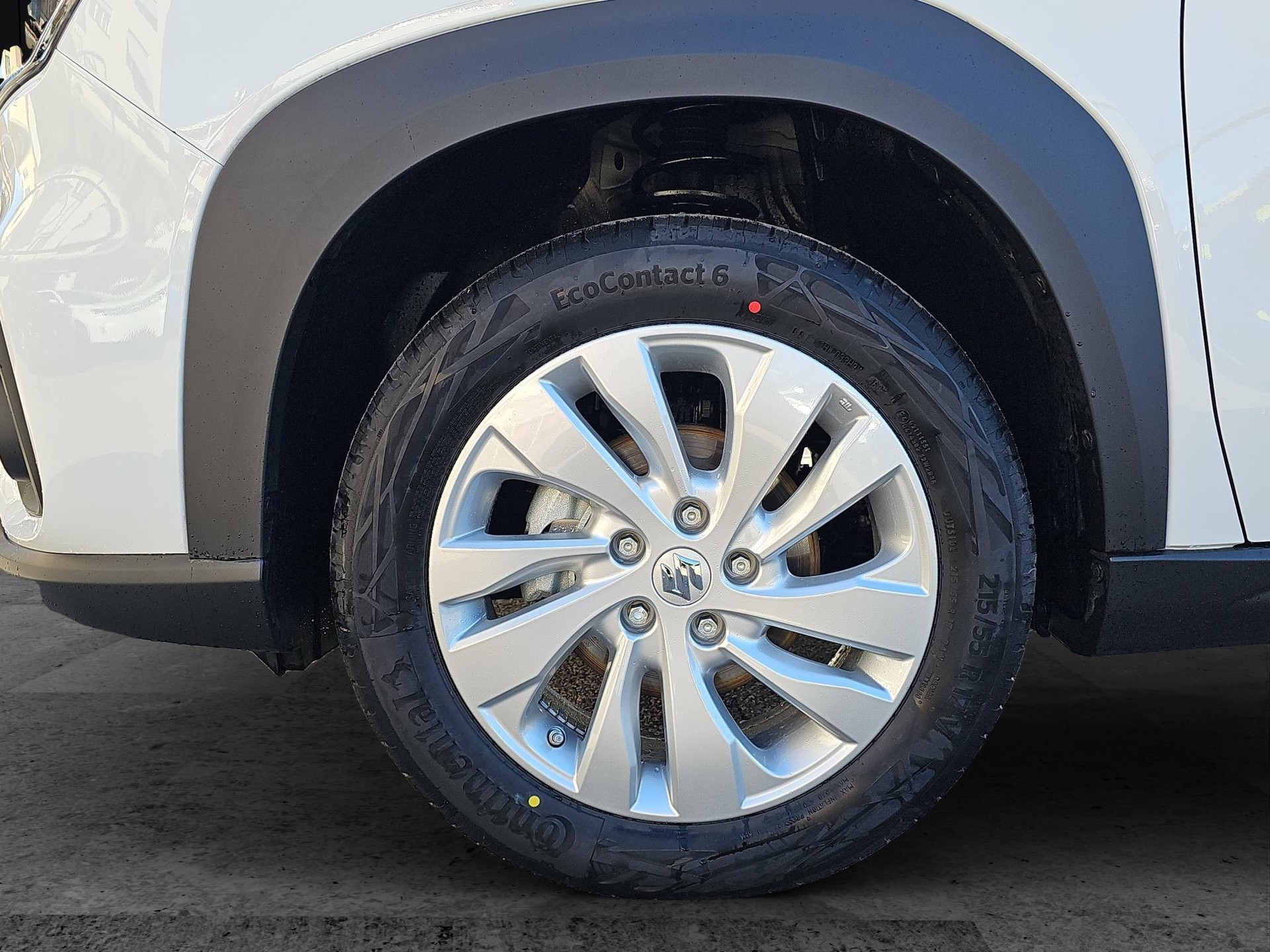 SUZUKI S-Cross 1.4 T Sakura Hybrid 4x4-image-8