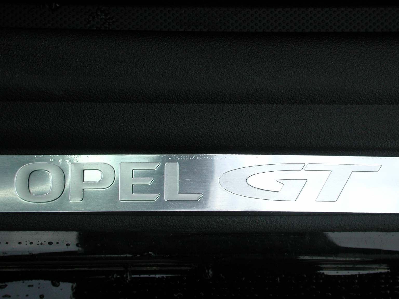 OPEL GT 2.0 16V Turbo-image-9