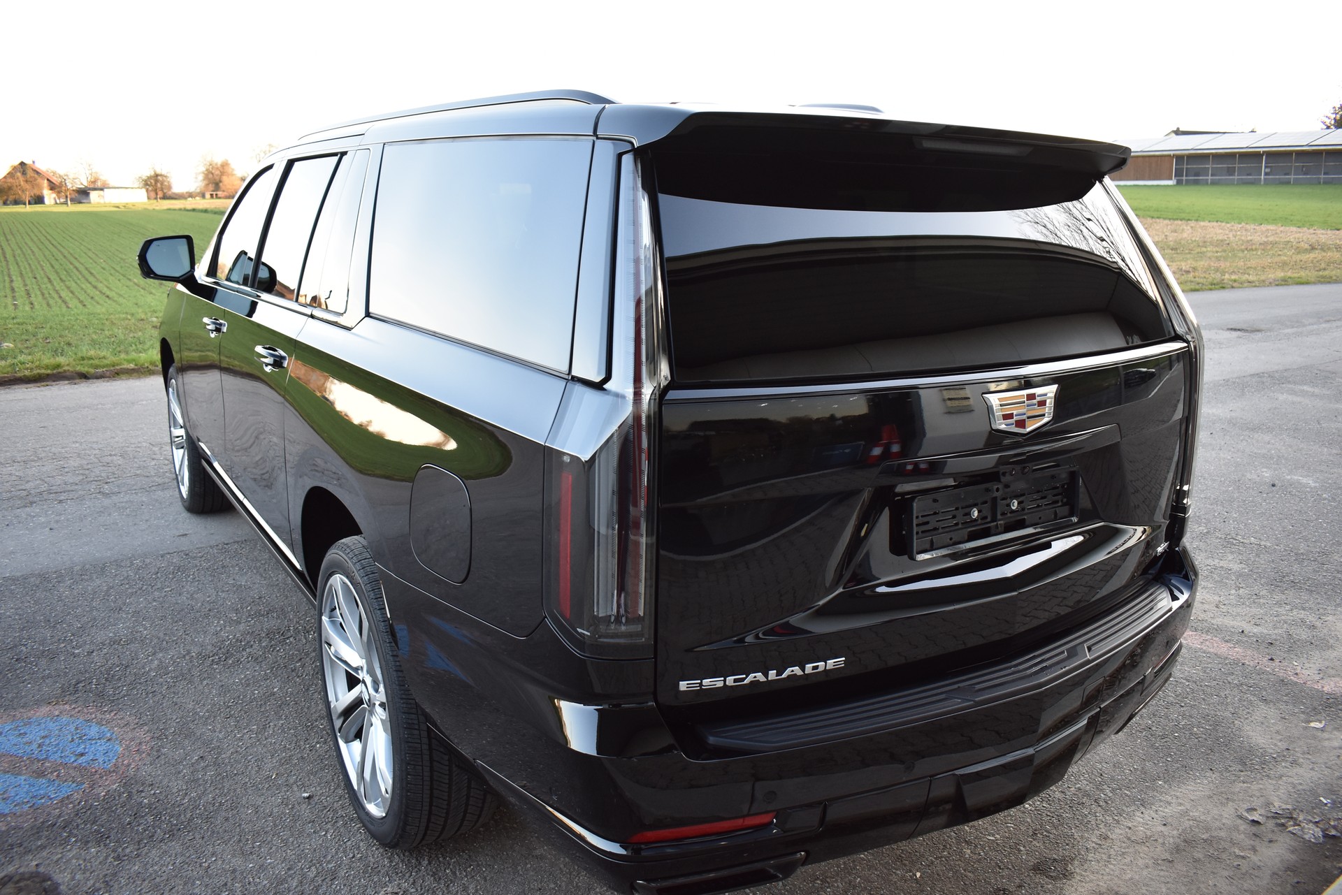 CADILLAC Escalade Sport Platinum ESV-image-7