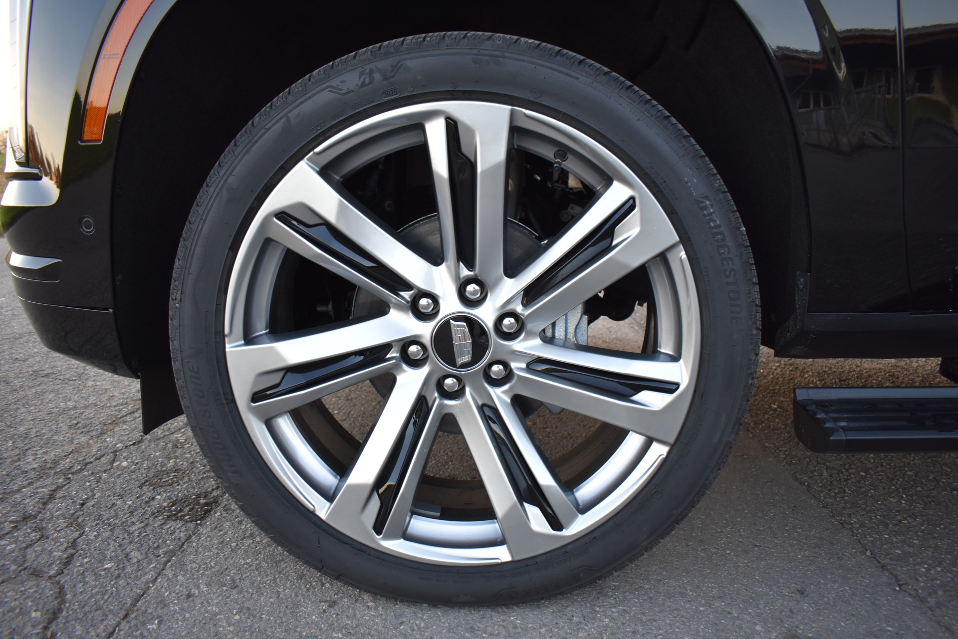 CADILLAC Escalade Sport Platinum ESV-image-12