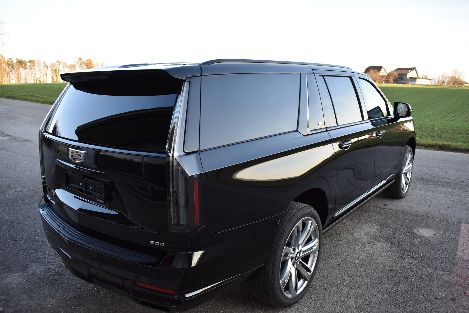 CADILLAC Escalade Sport Platinum ESV-image-4