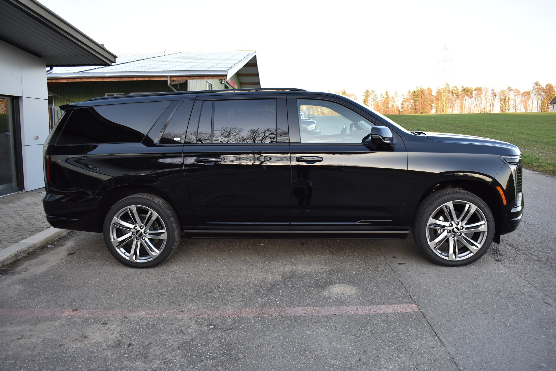 CADILLAC Escalade Sport Platinum ESV-image-3