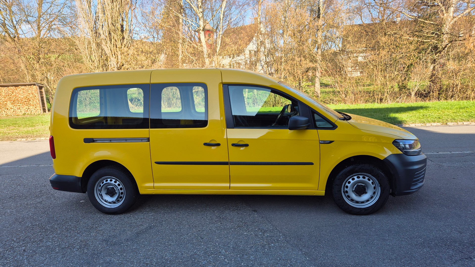 VW Caddy Maxi 1.0 TSI MAXI-image-4