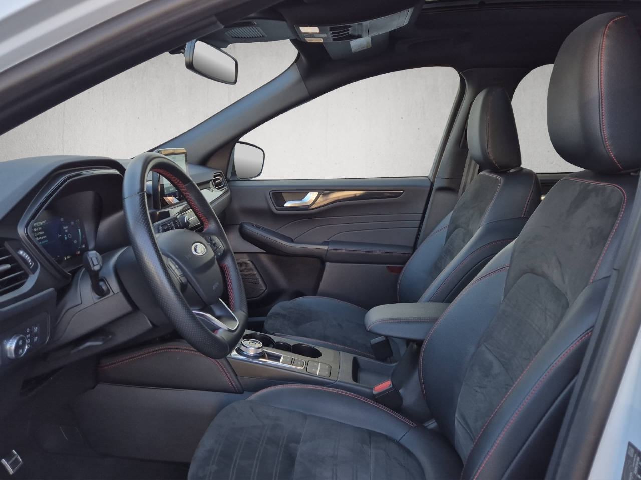 FORD Kuga 2.5 Hybrid ST-Line X 4x4-image-5
