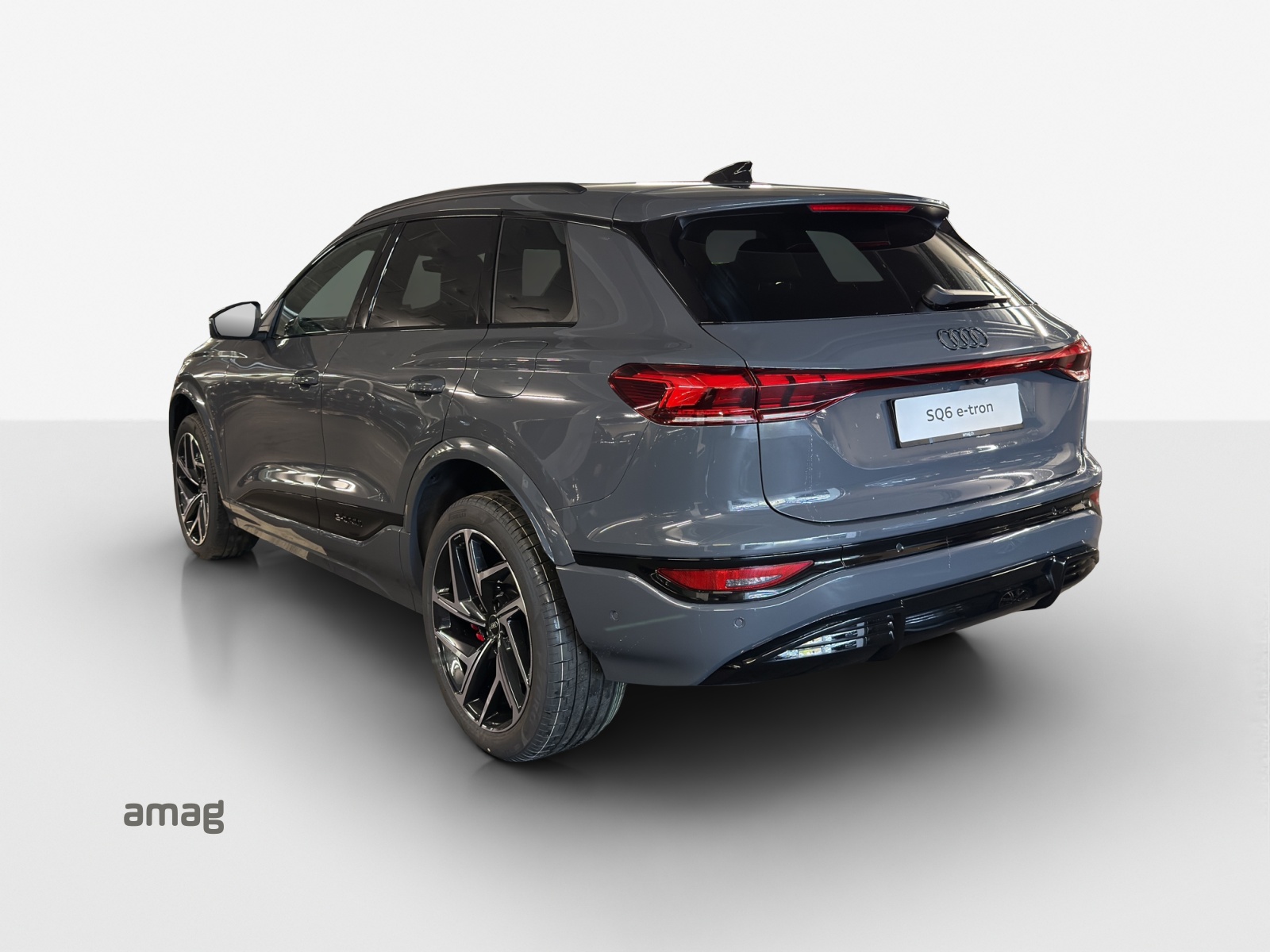 AUDI SQ6 e-tron quattro-image-2