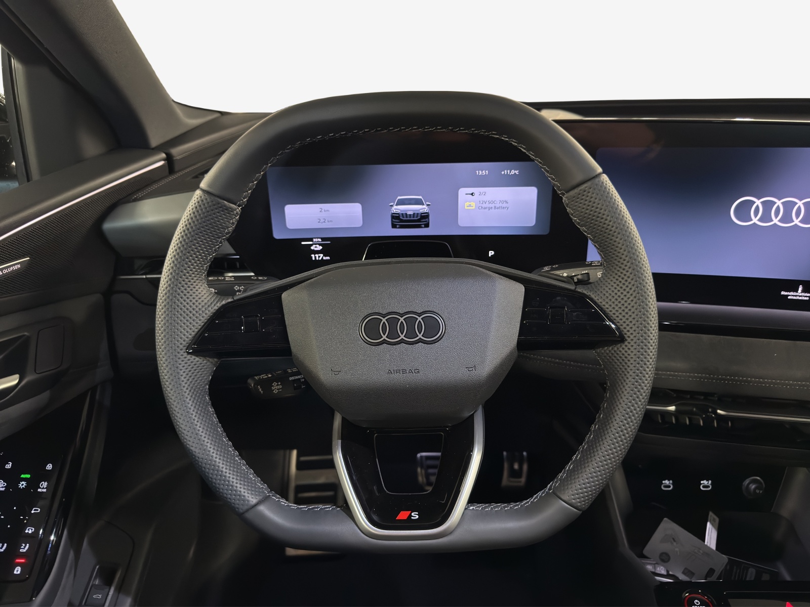 AUDI SQ6 e-tron quattro-image-9