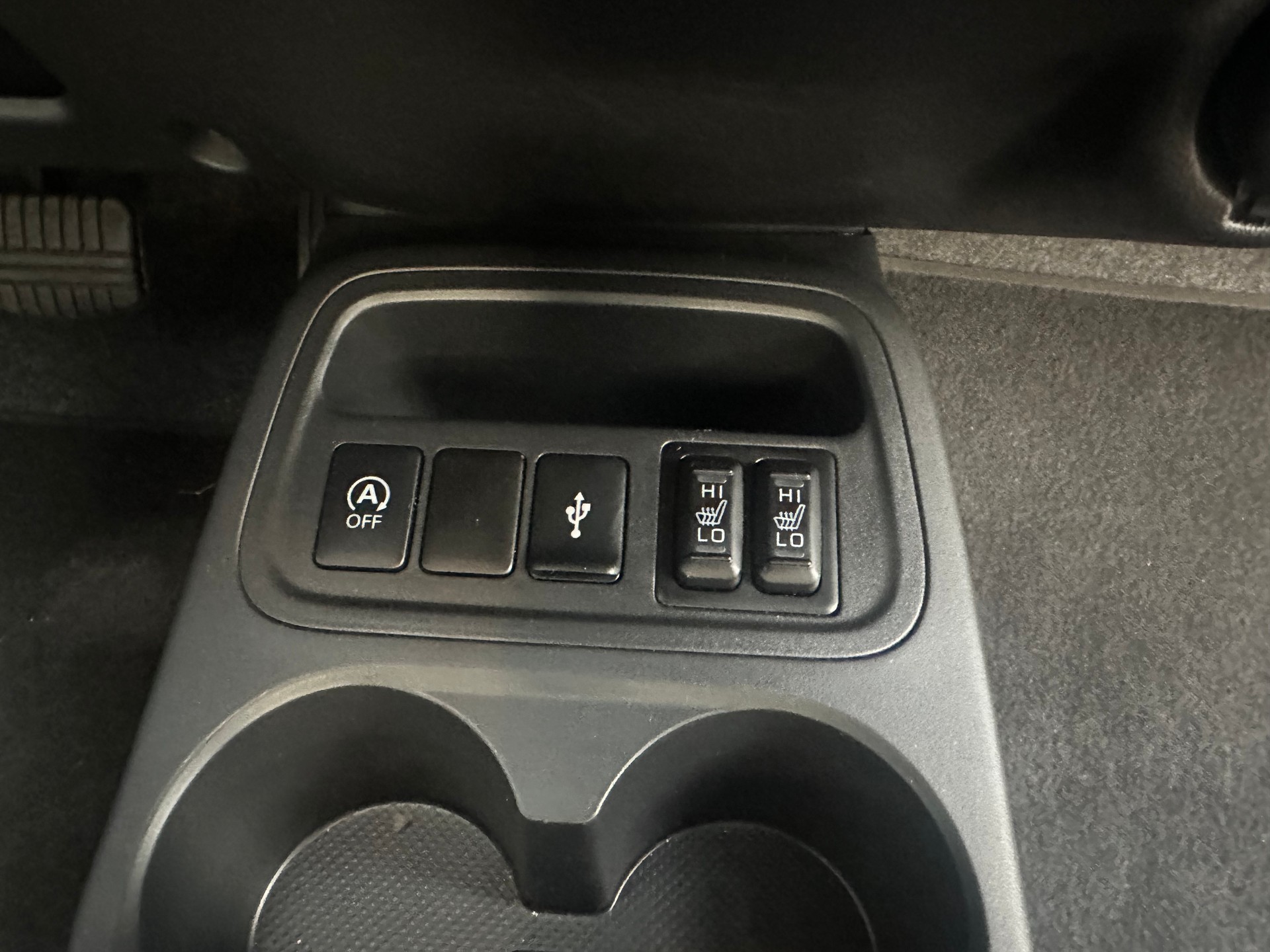 MITSUBISHI Space Star 1.2 CVT Value-image-11