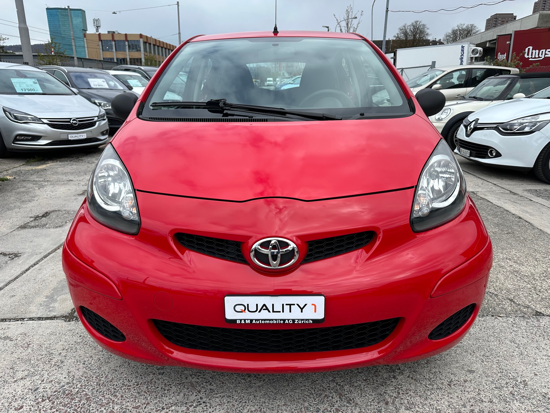 TOYOTA Aygo 1.0 Linea Terra-image-1