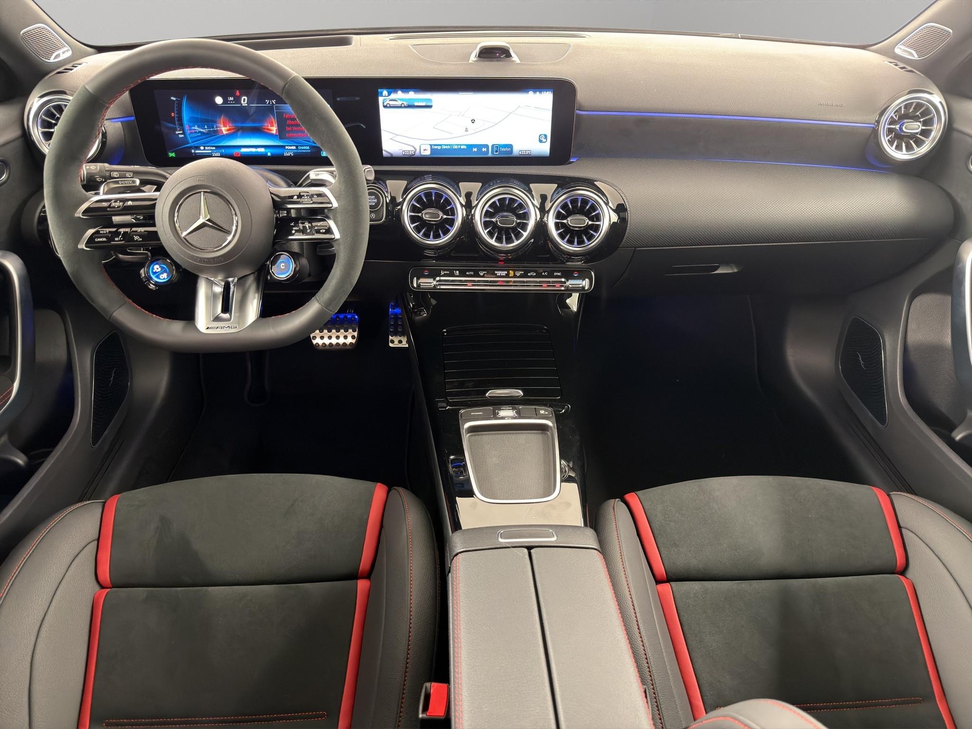 MERCEDES-BENZ A 35 AMG 4matic-image-10