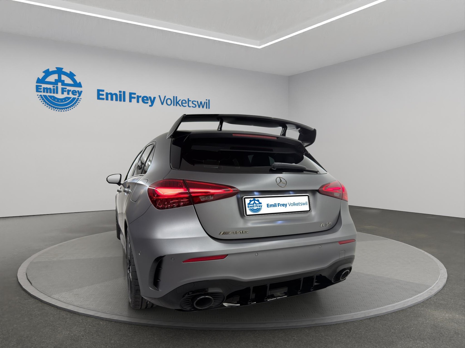 MERCEDES-BENZ A 35 AMG 4matic-image-2