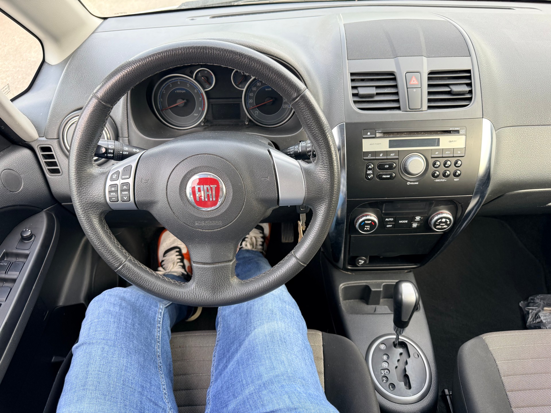 FIAT Sedici 1.6 2WD Dynamic Automatic-image-15