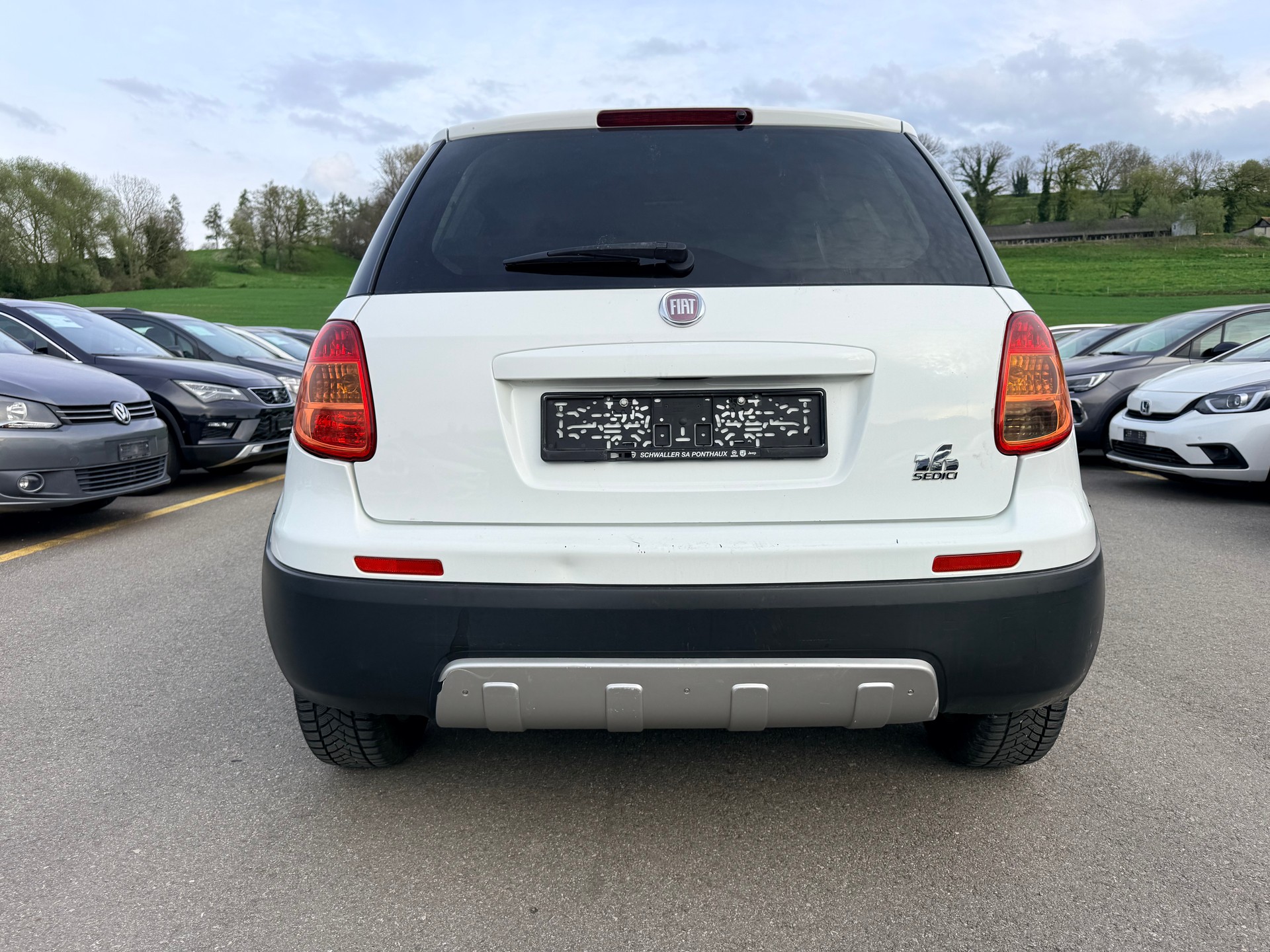 FIAT Sedici 1.6 2WD Dynamic Automatic-image-11