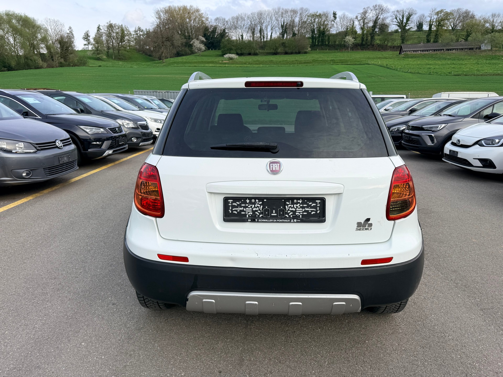FIAT Sedici 1.6 2WD Dynamic Automatic-image-12