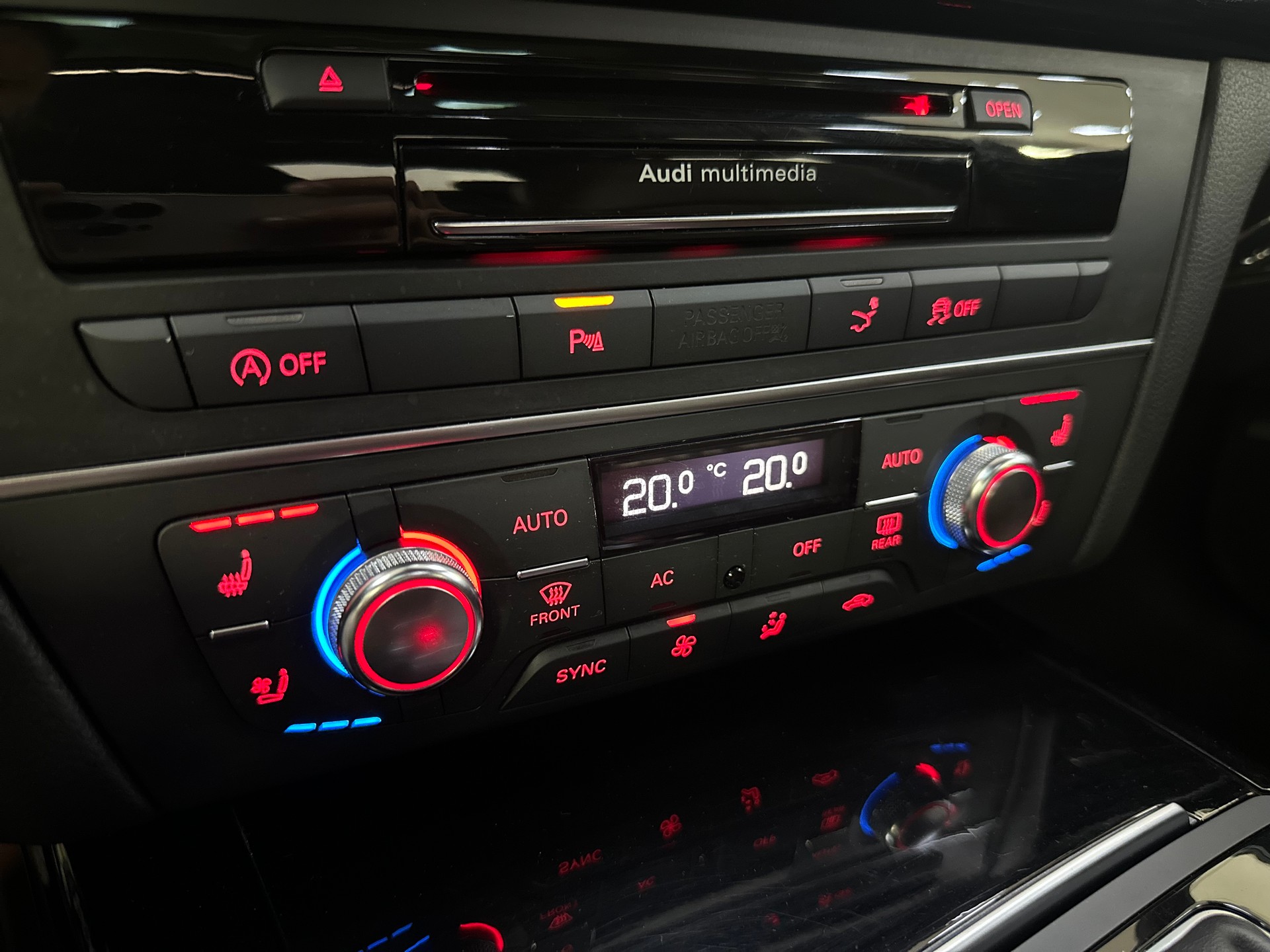 AUDI A7 Sportback 3.0 BiTDI quattro tiptronic-image-18