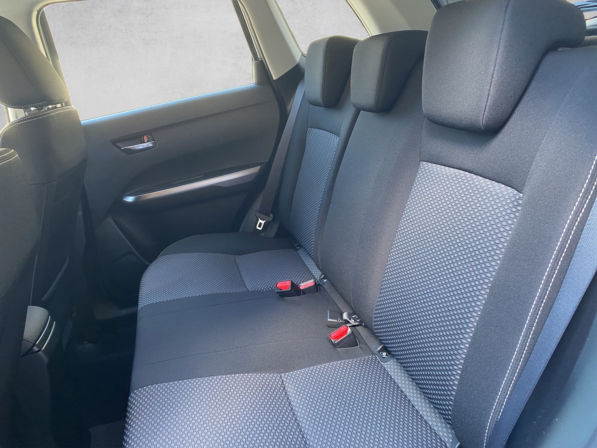 SUZUKI Vitara 1.4 Boosterjet Compact + 4x4 Hybrid Automatic-image-10
