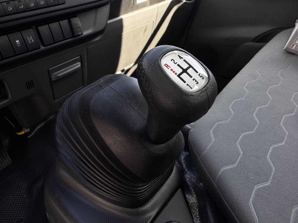 ISUZU M 27 3.0 150 CV GENERATION 2-image-19