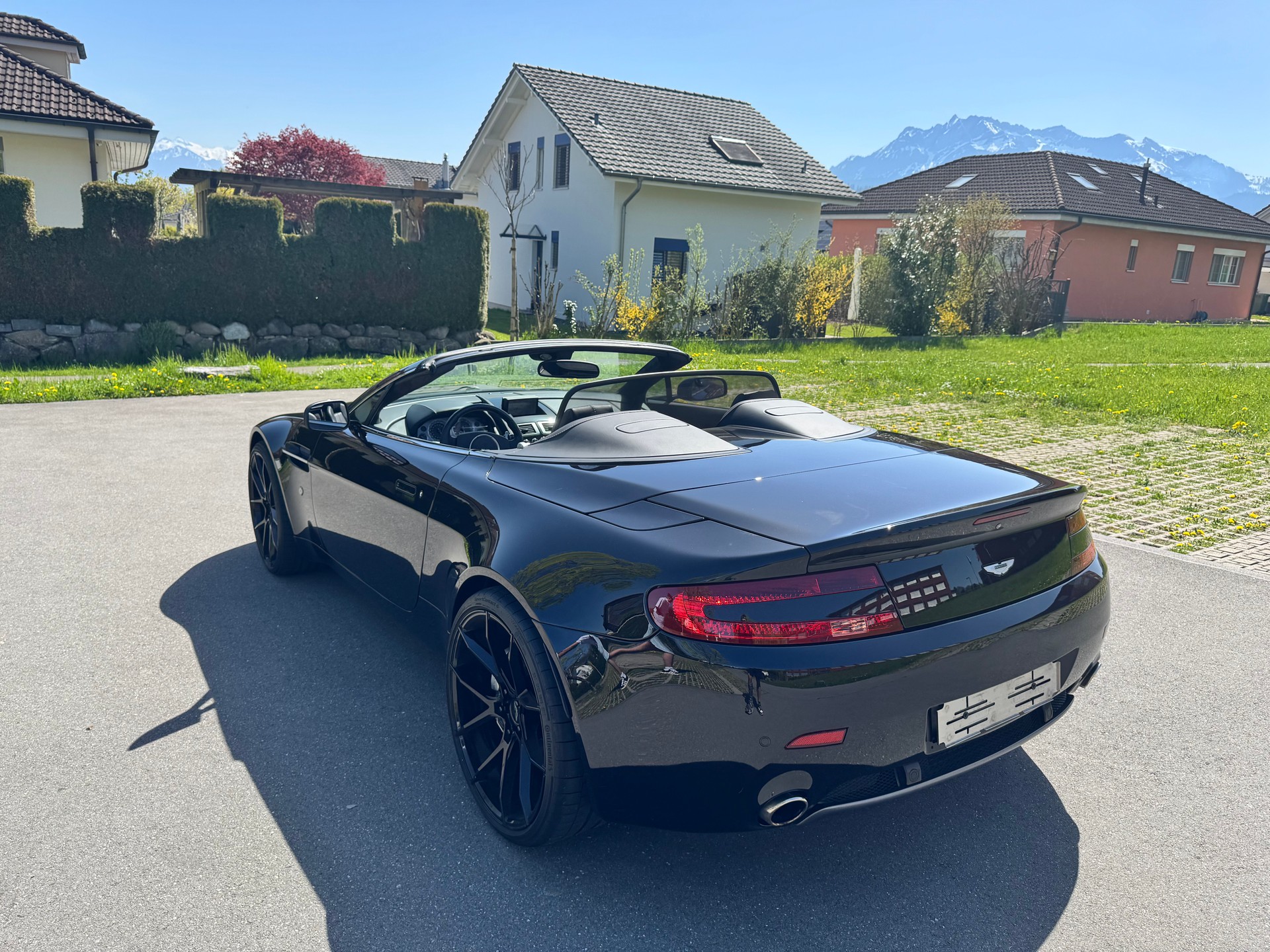 ASTON MARTIN V8 Vantage 4.3 Sportshift-image-2