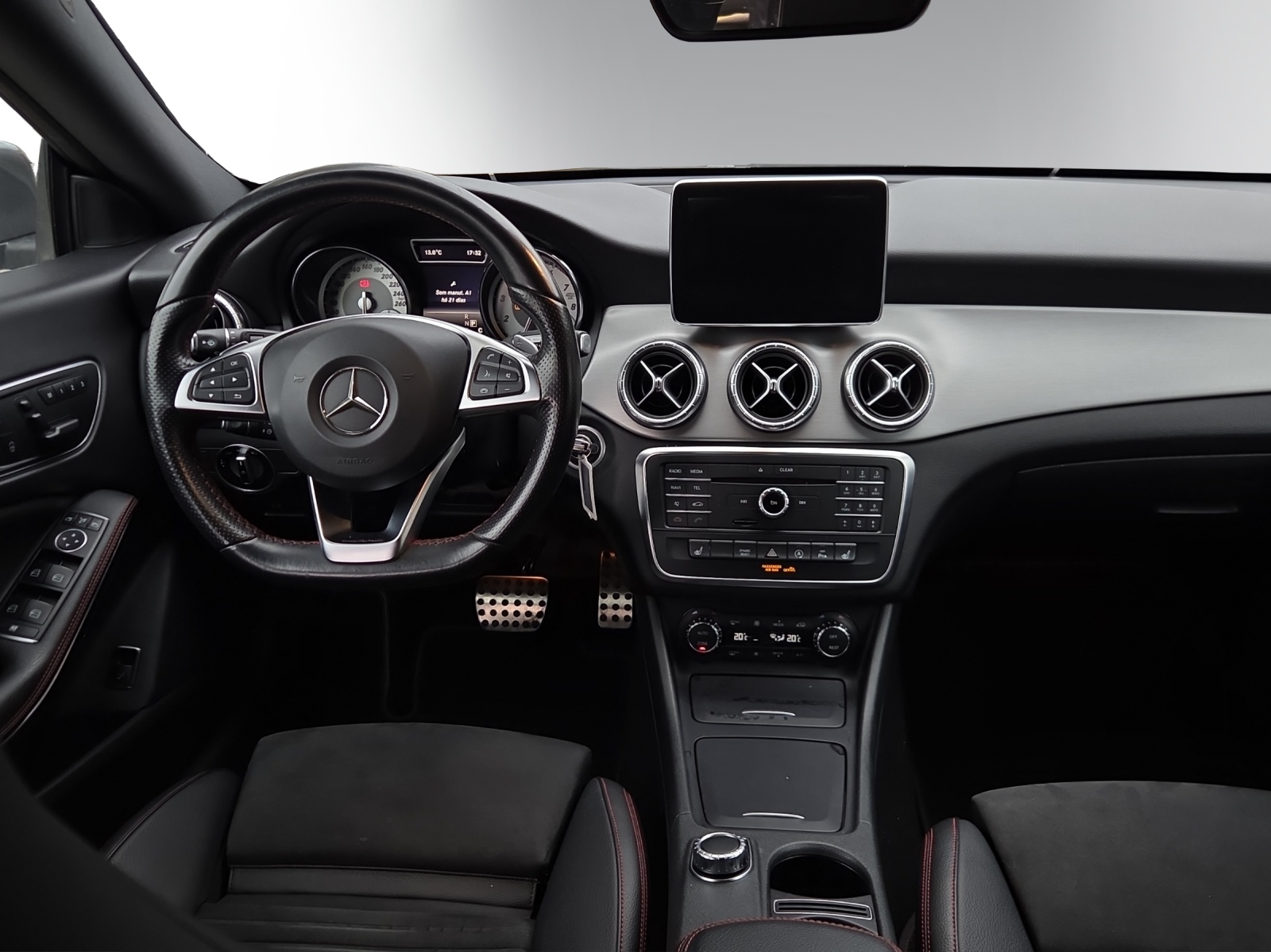 Image MERCEDES-BENZ CLA-250 CLA Shooting Brake 250 AMG Line 4Matic 7G-DCT
