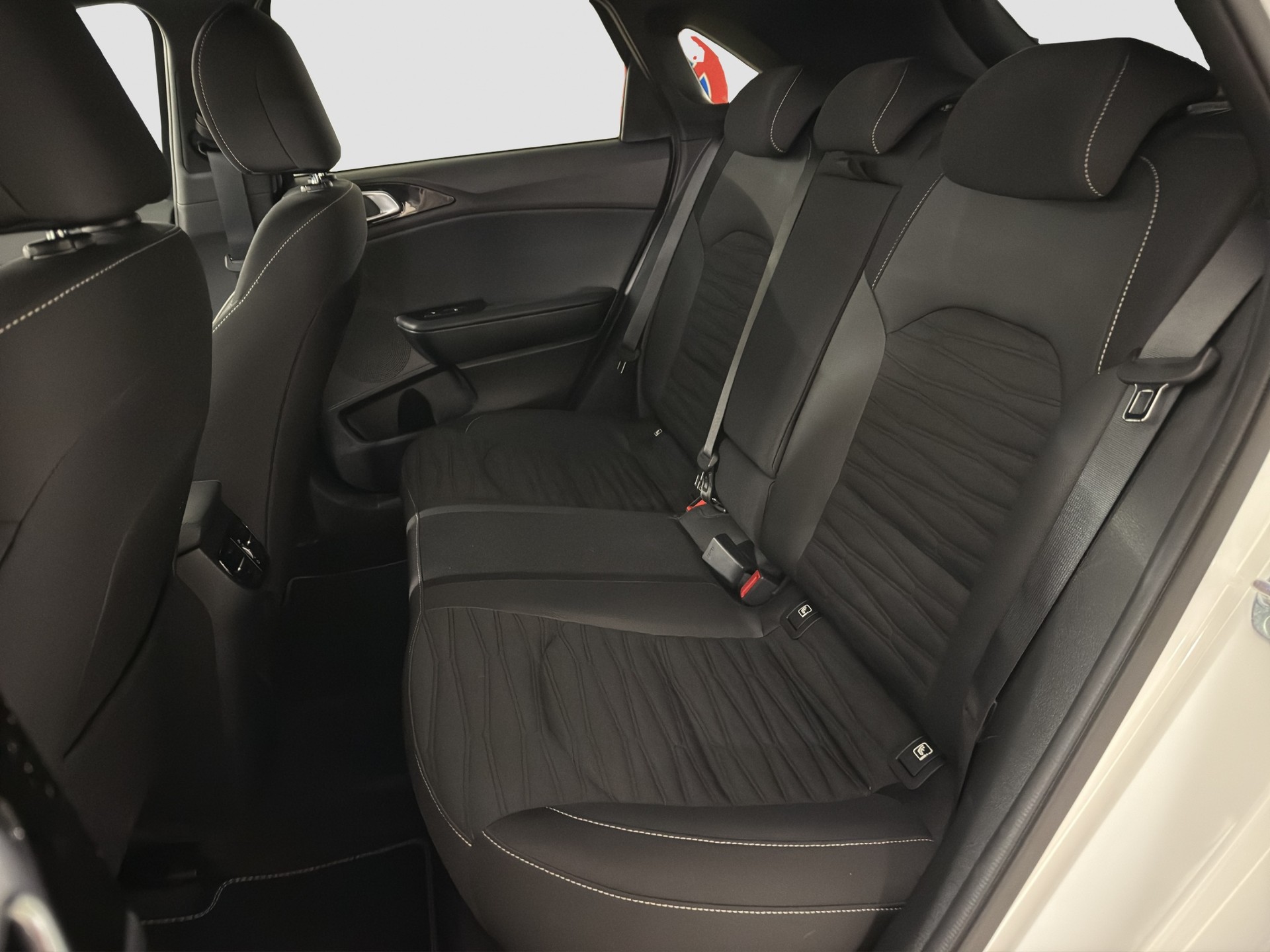 KIA Ceed 1.5 T-GDi MHEV GT-Line-image-10