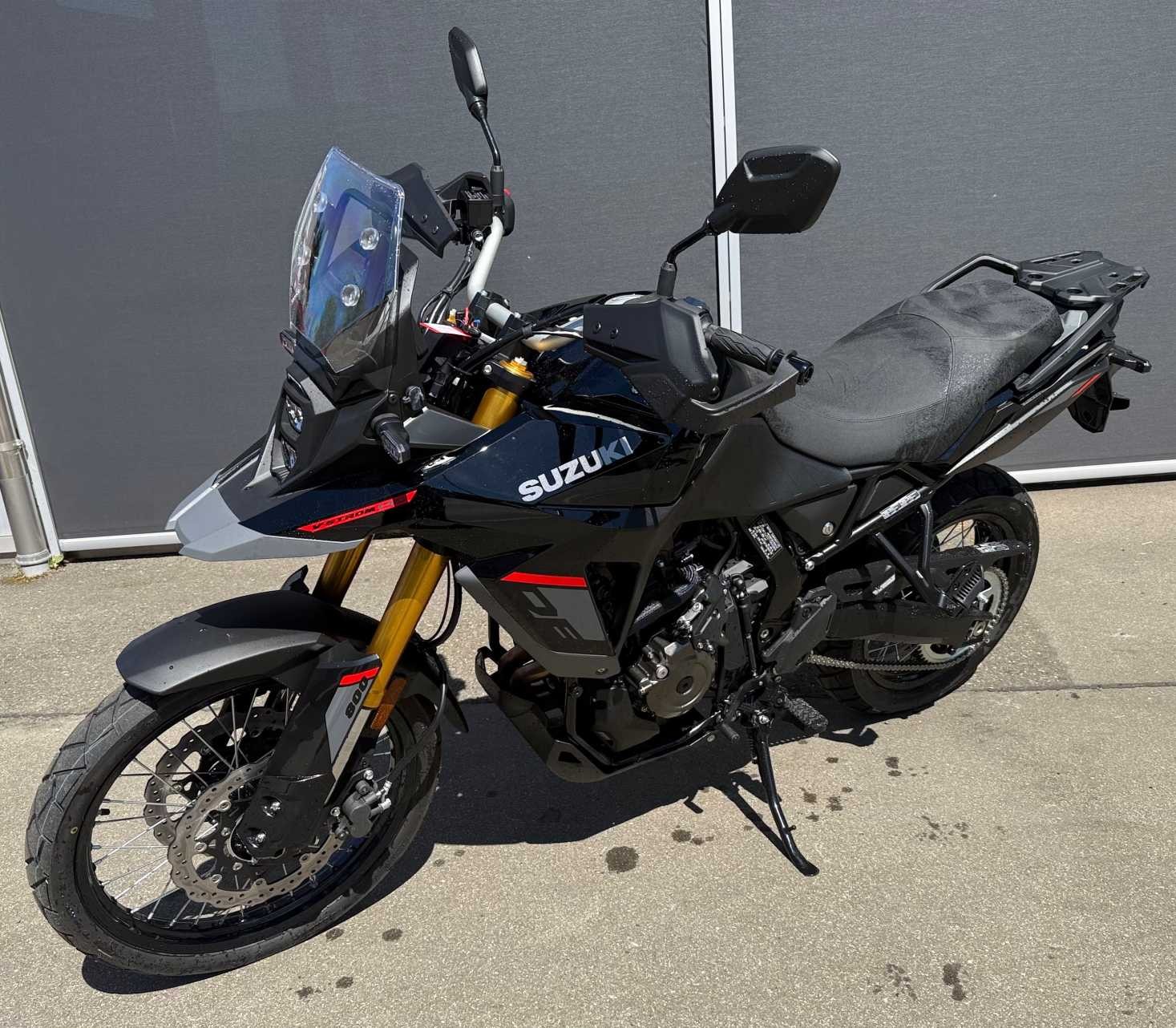 SUZUKI DL 800 A V-Strom DE-image-2