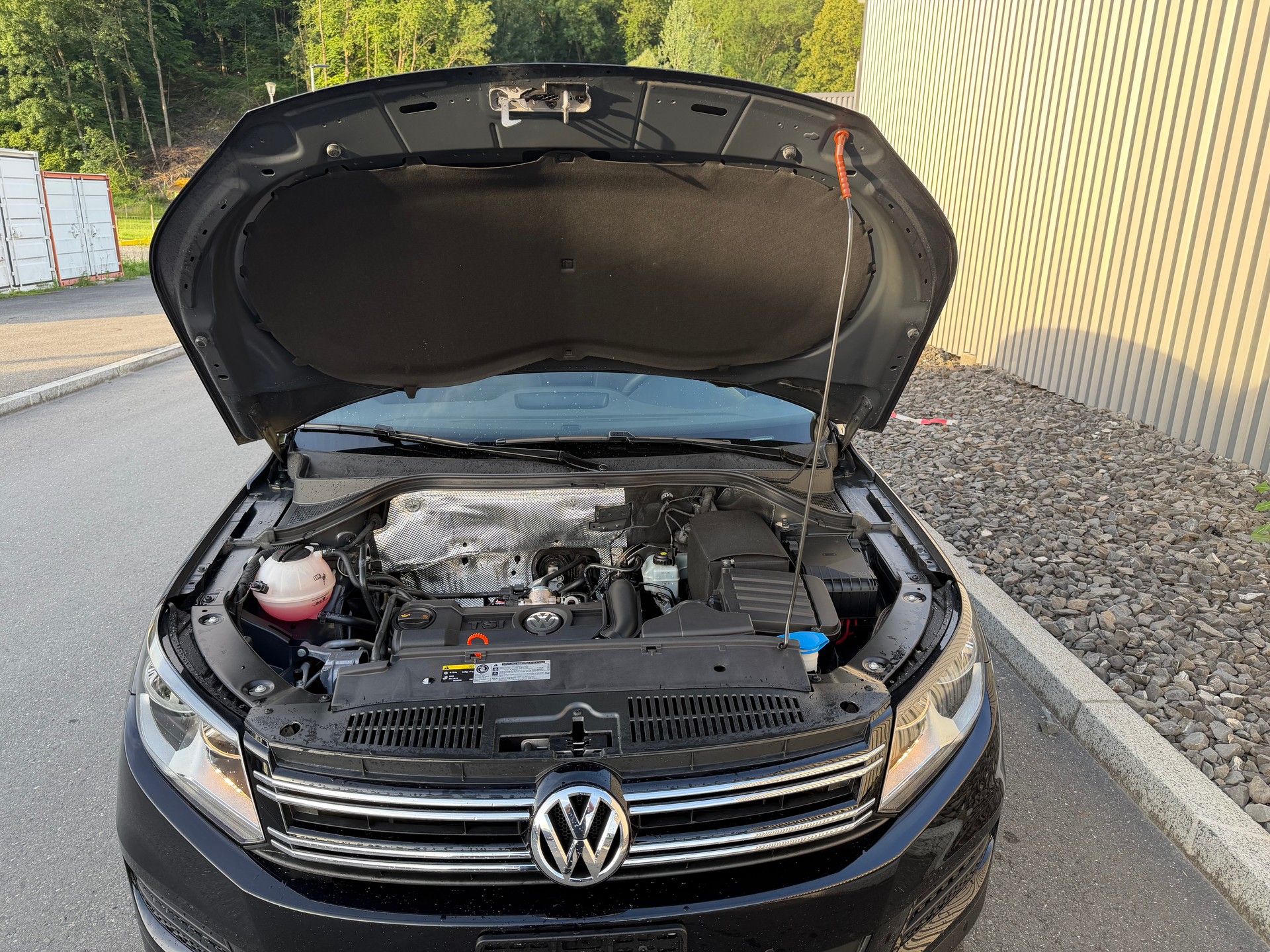 VW Tiguan 1.4 TSI BlueMotion Trend&Fun 4x2 FAIBLE KILOMÉTRAGE 23000 —-image-47