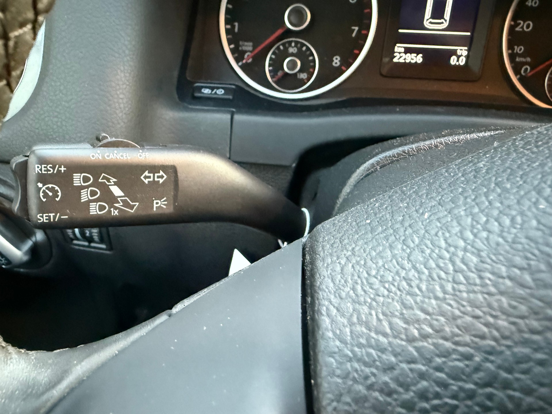 VW Tiguan 1.4 TSI BlueMotion Trend&Fun 4x2 FAIBLE KILOMÉTRAGE 23000 —-image-20