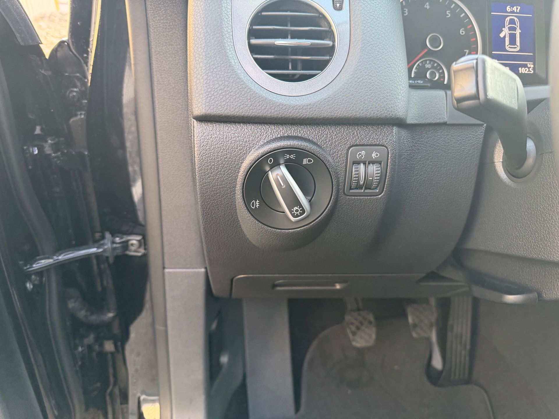 VW Tiguan 1.4 TSI BlueMotion Trend&Fun 4x2 FAIBLE KILOMÉTRAGE 23000 —-image-20