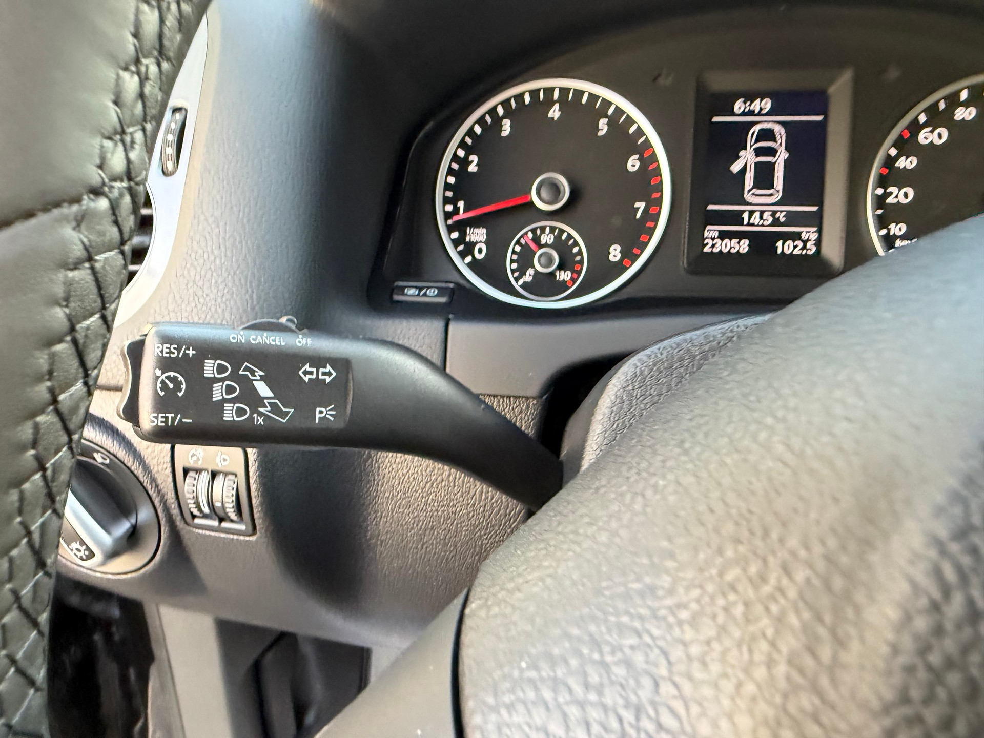 VW Tiguan 1.4 TSI BlueMotion Trend&Fun 4x2 FAIBLE KILOMÉTRAGE 23000 —-image-33