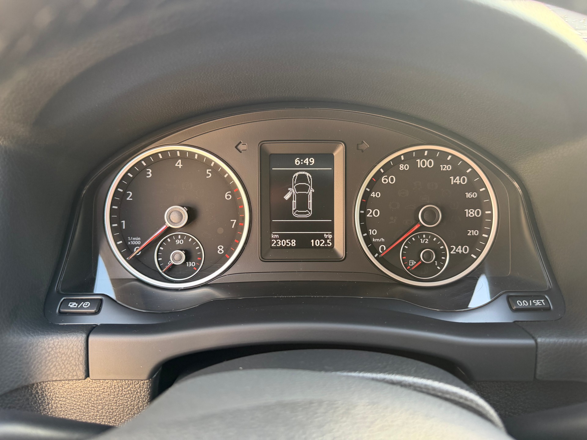 VW Tiguan 1.4 TSI BlueMotion Trend&Fun 4x2 FAIBLE KILOMÉTRAGE 23000 —-image-35