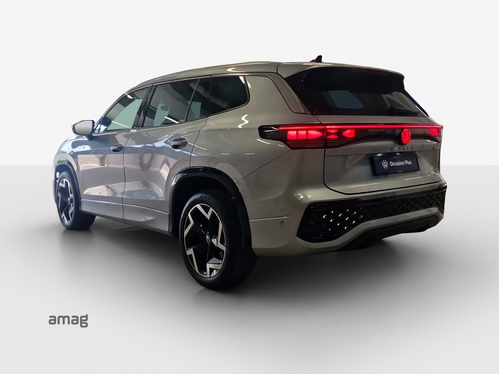VW Tayron 2.0 TSI R-Line DSG 4Motion-image-2