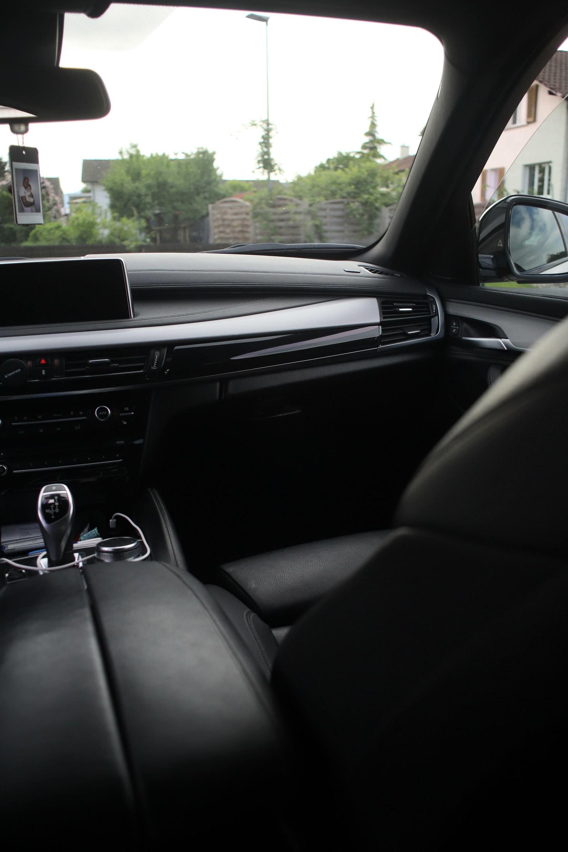 BMW M50d-image-6