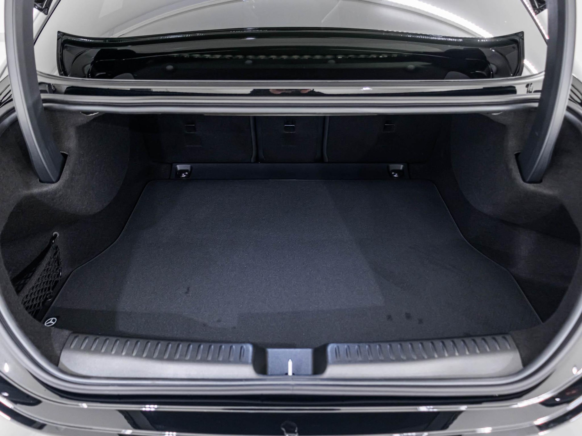 MERCEDES-BENZ CLA 220 4MATIC-image-13