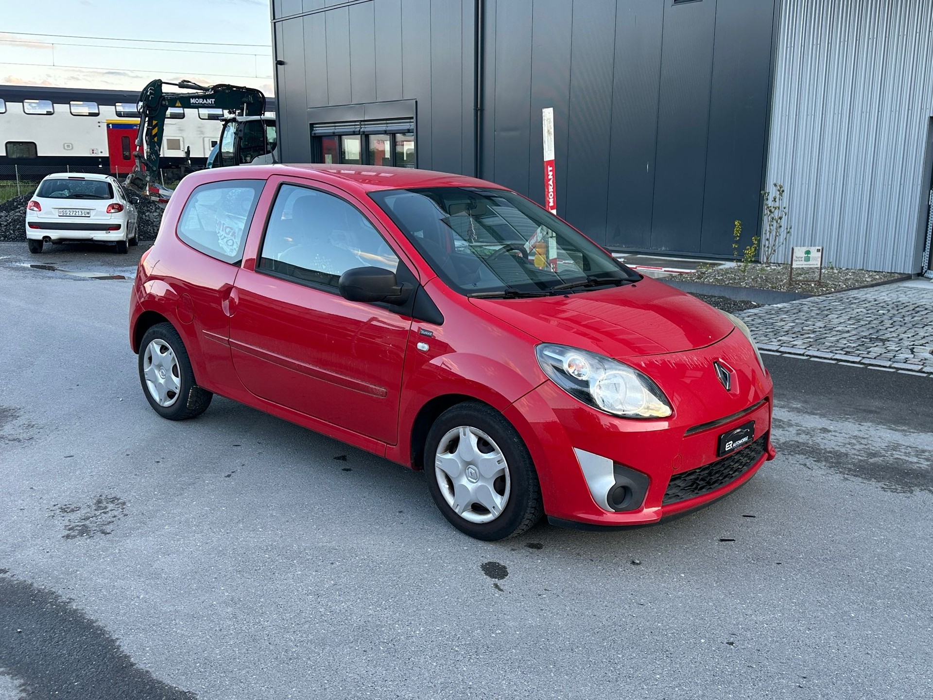 RENAULT Twingo 1.2 16V Miss Sixty-image-1