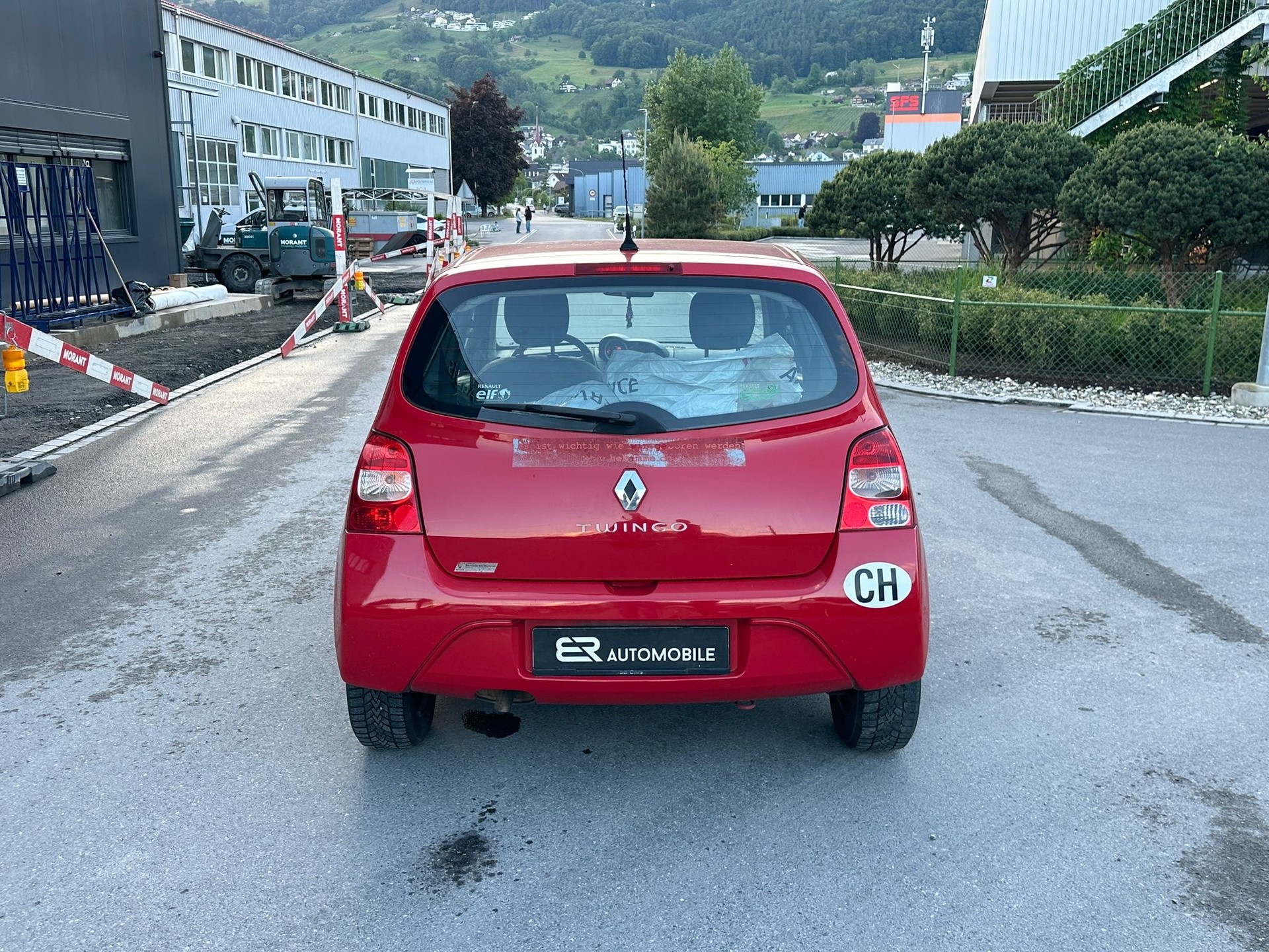 RENAULT Twingo 1.2 16V Miss Sixty-image-5