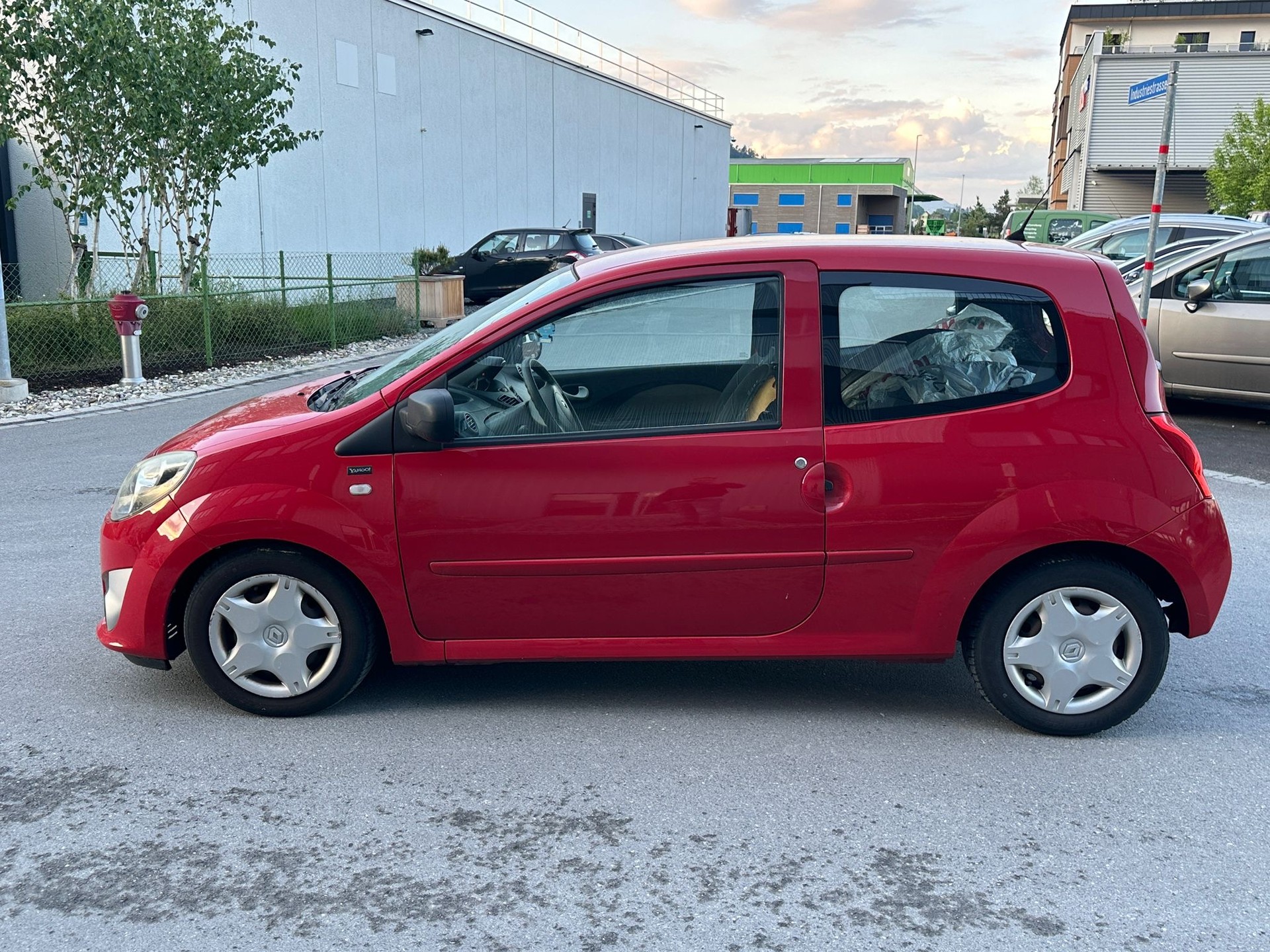 RENAULT Twingo 1.2 16V Miss Sixty-image-7
