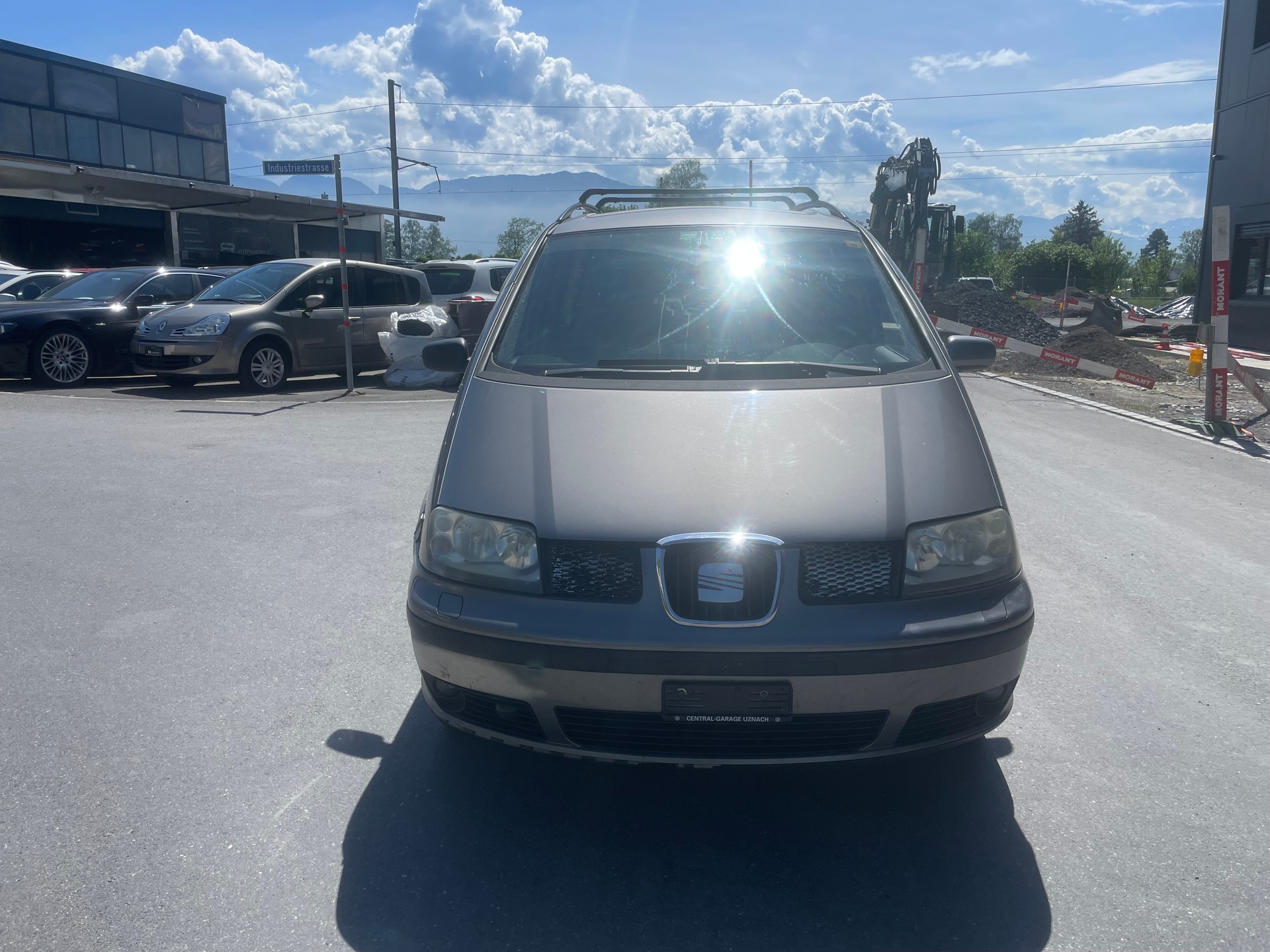 SEAT Alhambra 1.9 TDI 7-Plätze-image-2