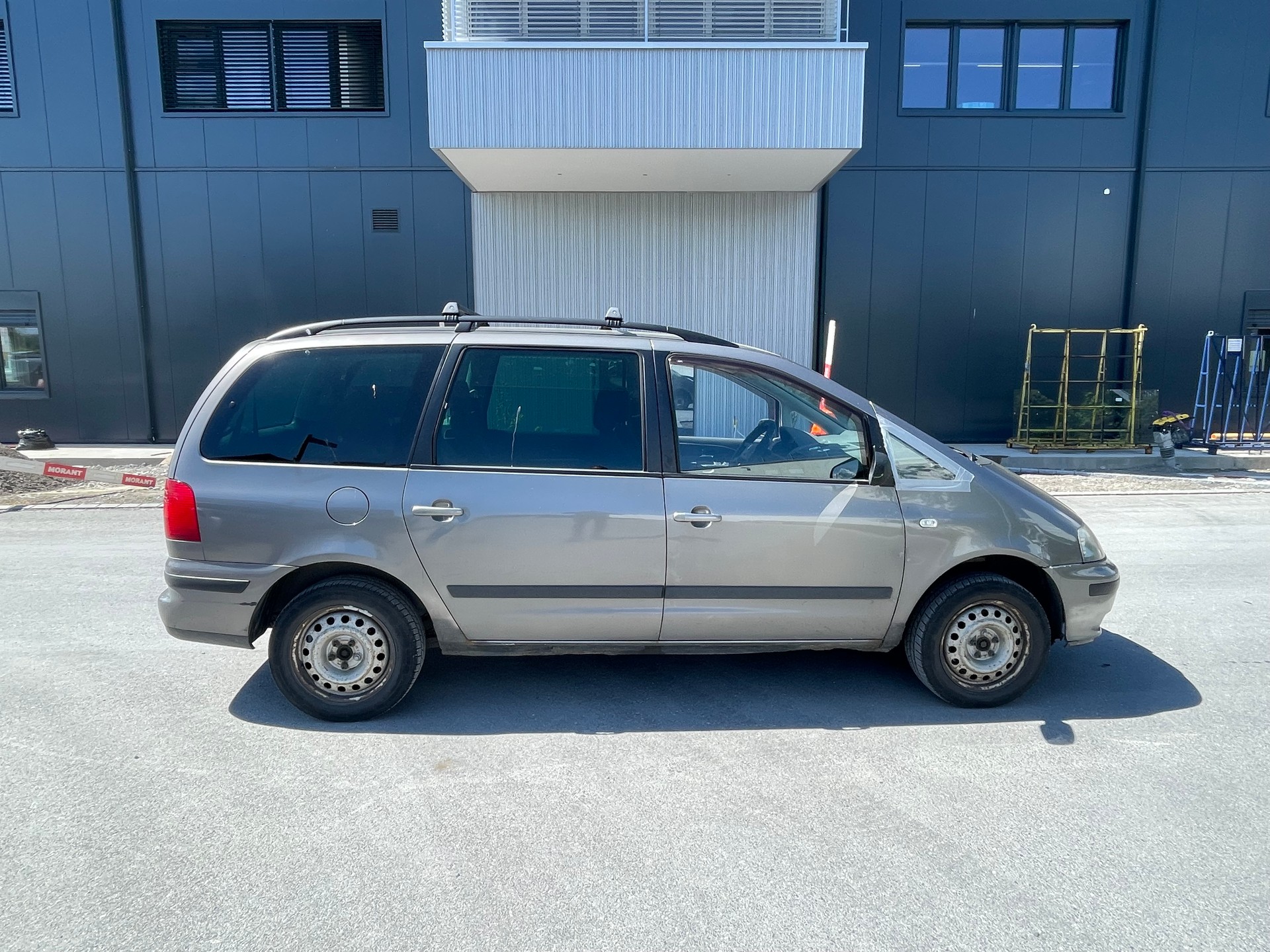 SEAT Alhambra 1.9 TDI 7-Plätze-image-6