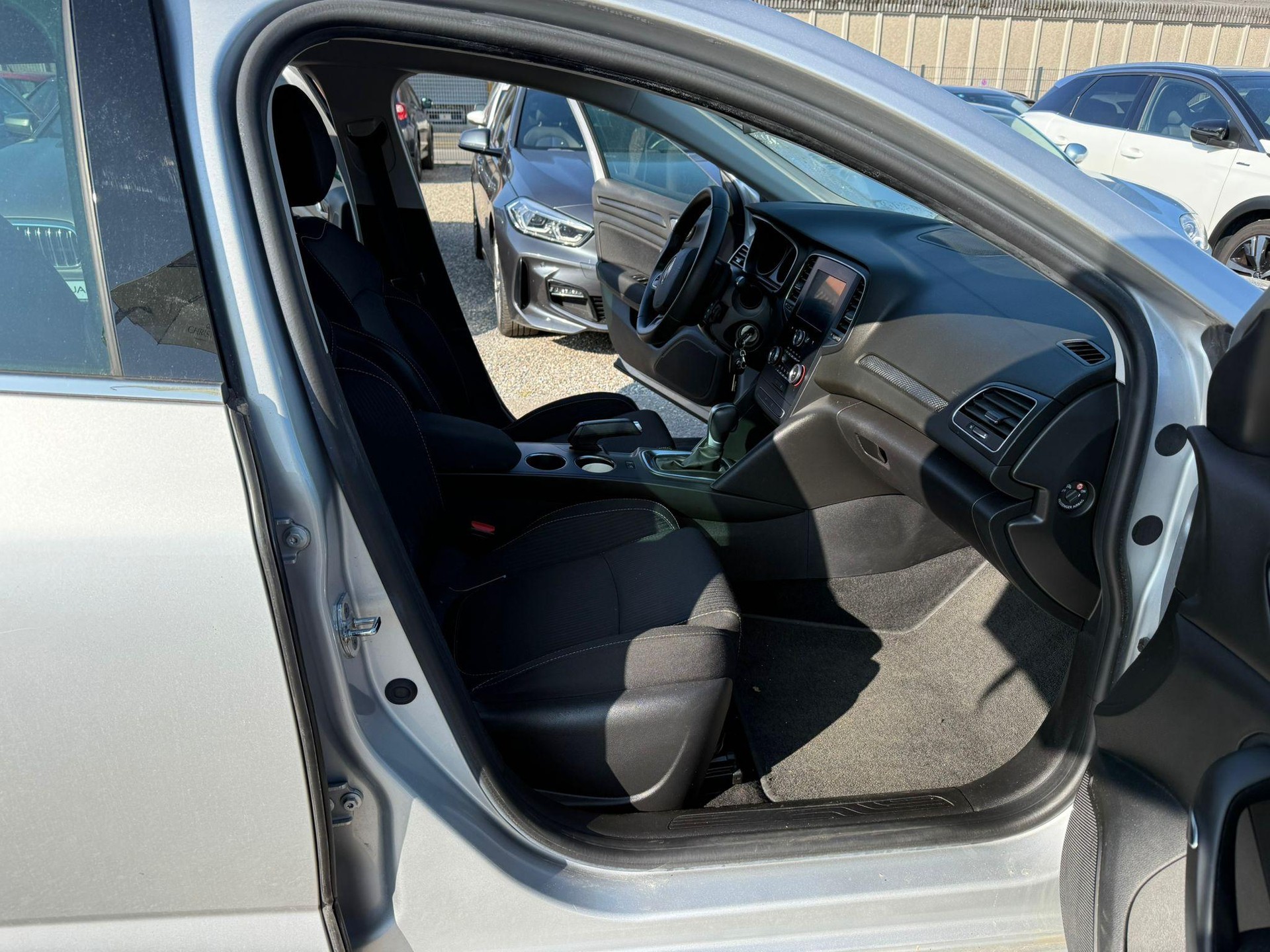 RENAULT Mégane Grandtour 1.5 Blue dCi Business EDC-image-9