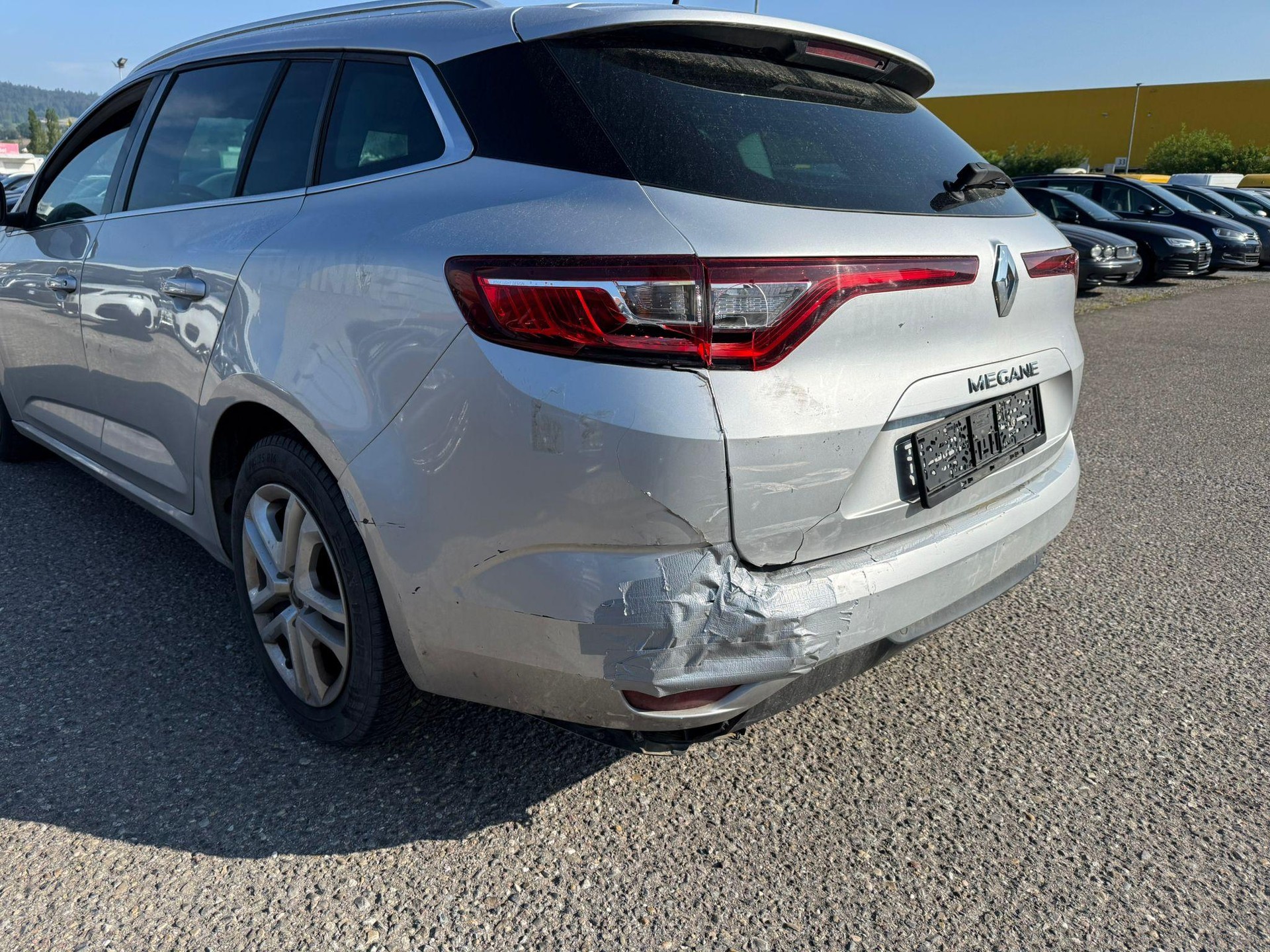 RENAULT Mégane Grandtour 1.5 Blue dCi Business EDC-image-5